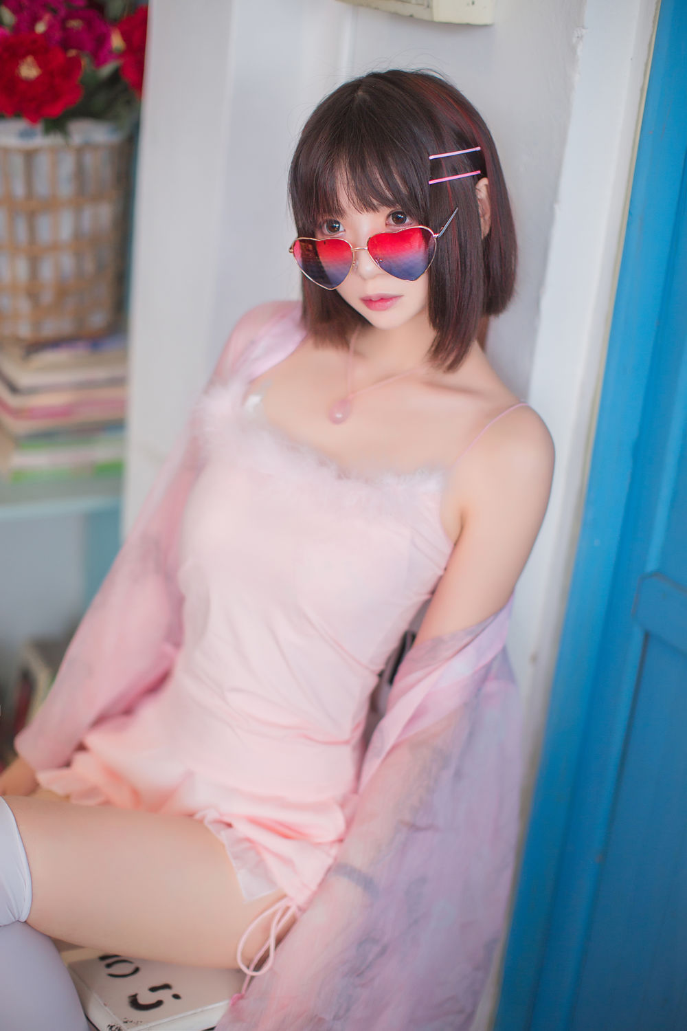 002.jpg