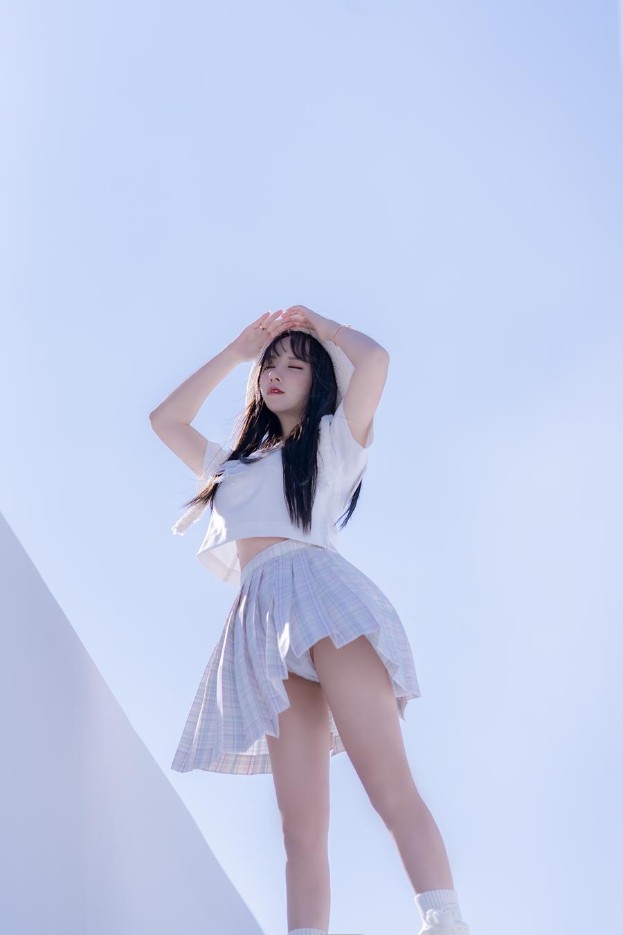 002.jpg