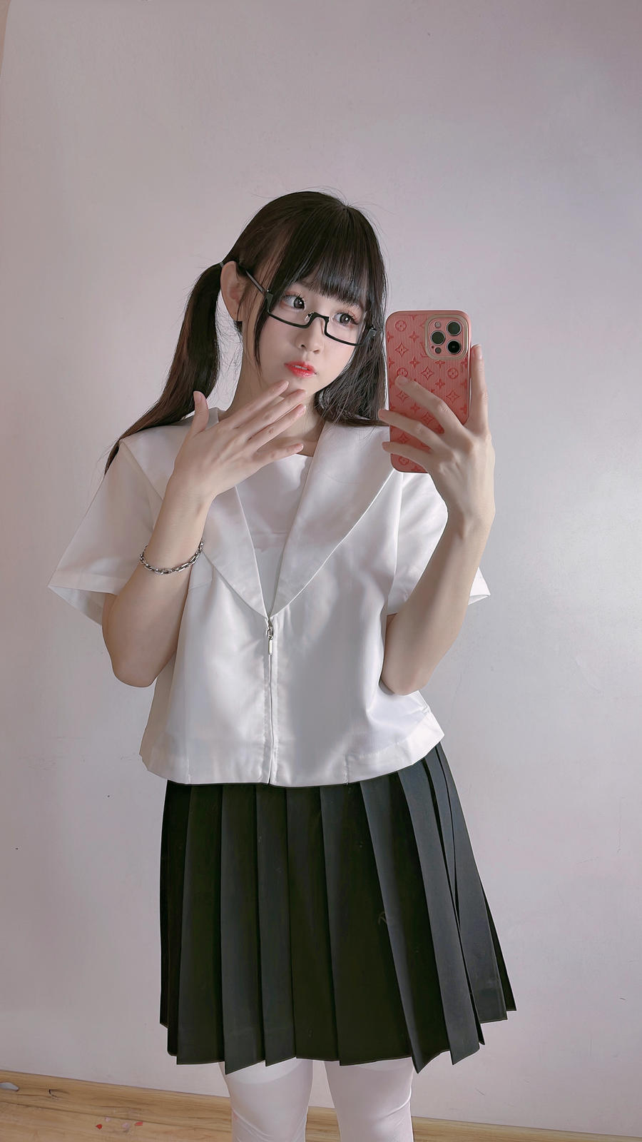 005.jpg