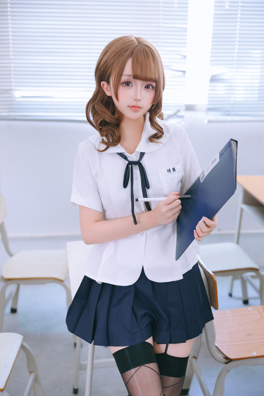 048-椎名莜(日奈娇)-No.230 – 心理委员 [95P 4V] 第2张