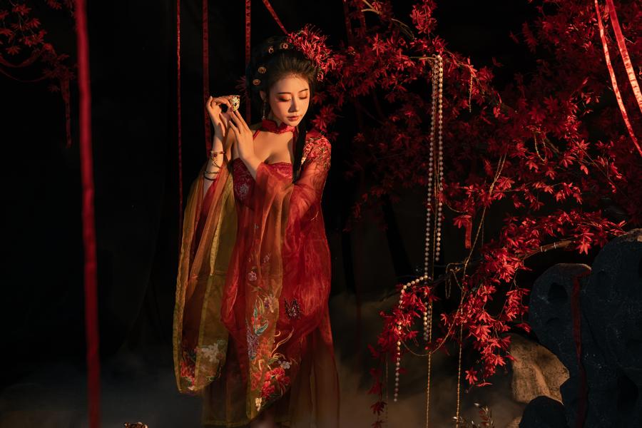 103-奈汐酱nice-No.138 – 流丹 [43P] 第2张