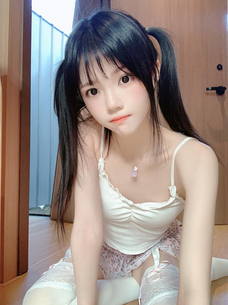 025-桜桃喵-No.263 – 碎花 自拍 [16P] 第4张