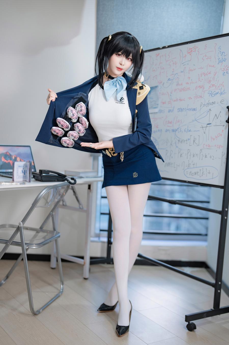 110-轩萧学姐-No.089 – Nikke胜利女神 索拉 [50P] 第3张