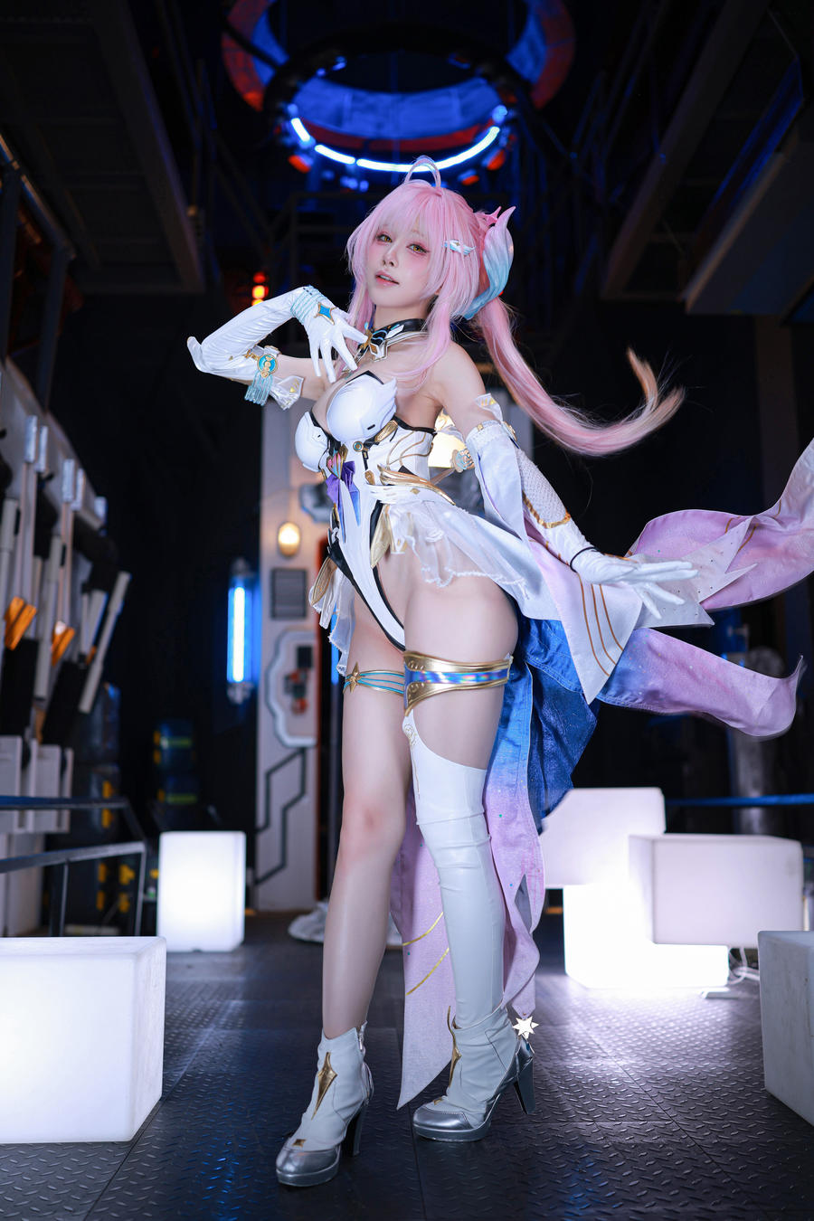 019-水淼aqua-No.214 – 鸣潮 爱弥斯 [30P] 第1张