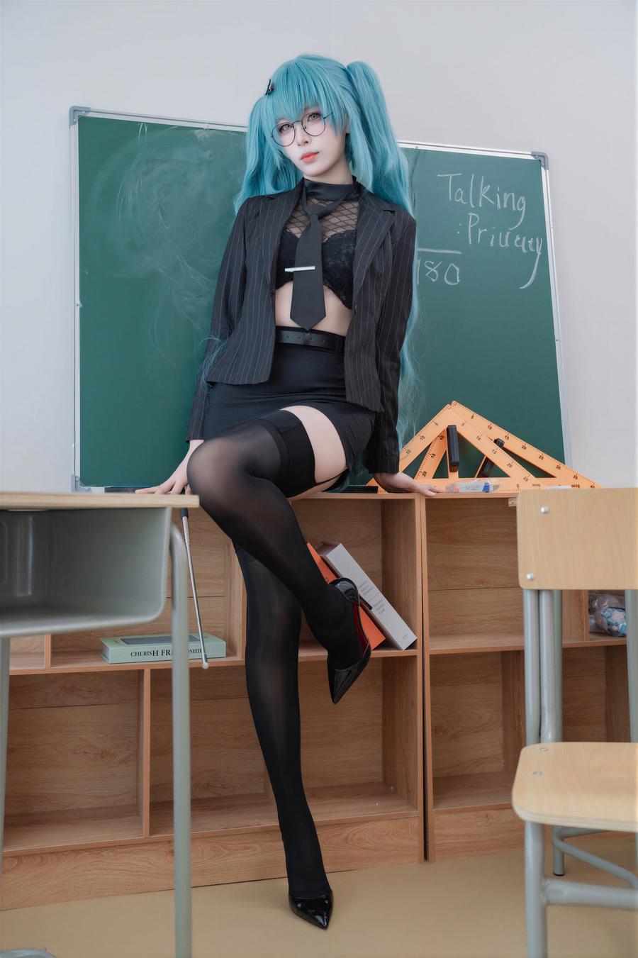 110-轩萧学姐-No.093 – Nikke胜利女神 普丽瓦蒂 [104P 1V] 第4张