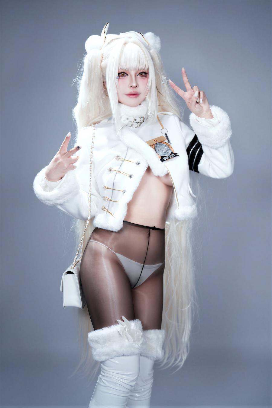 049-半半子-No.100 – Nikke胜利女神 布兰儿 幸运特快车 [50P 2V] 第1张