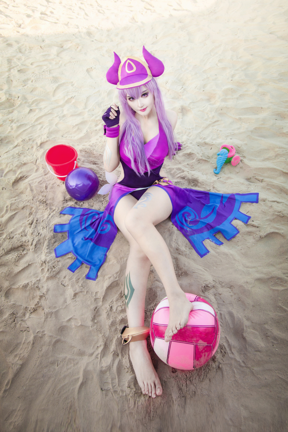 英雄联盟  辛德拉泳池派对cosplay 第8张 - 辛德拉图集