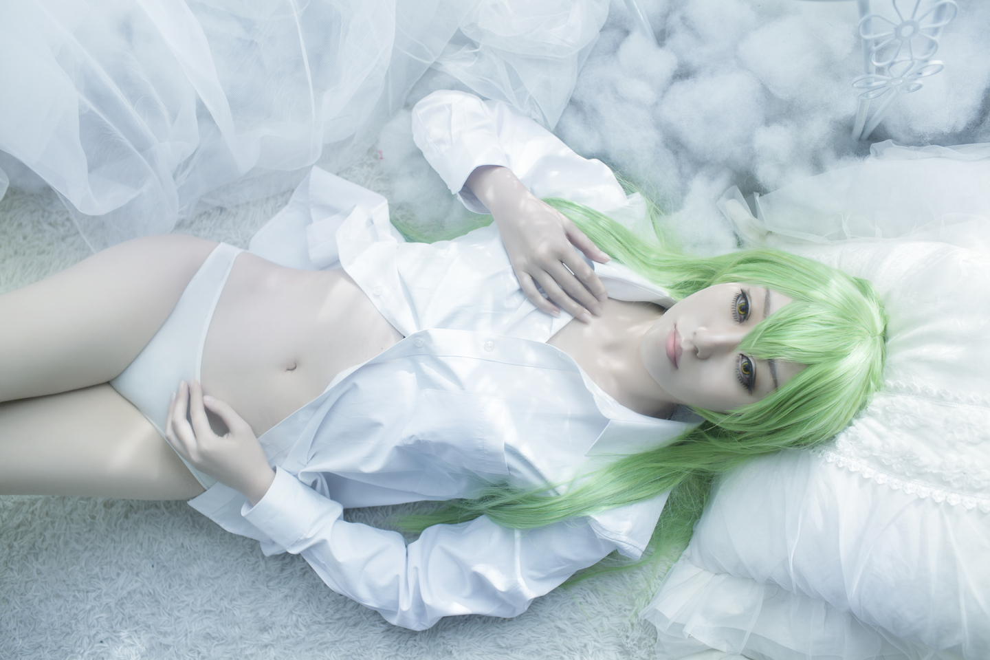 叛逆的鲁鲁修C.C.白衬衫ver cosplay (3/18) 叛逆的鲁鲁修C.C.白衬衫ver cosplay 第3张 - C.C.图集