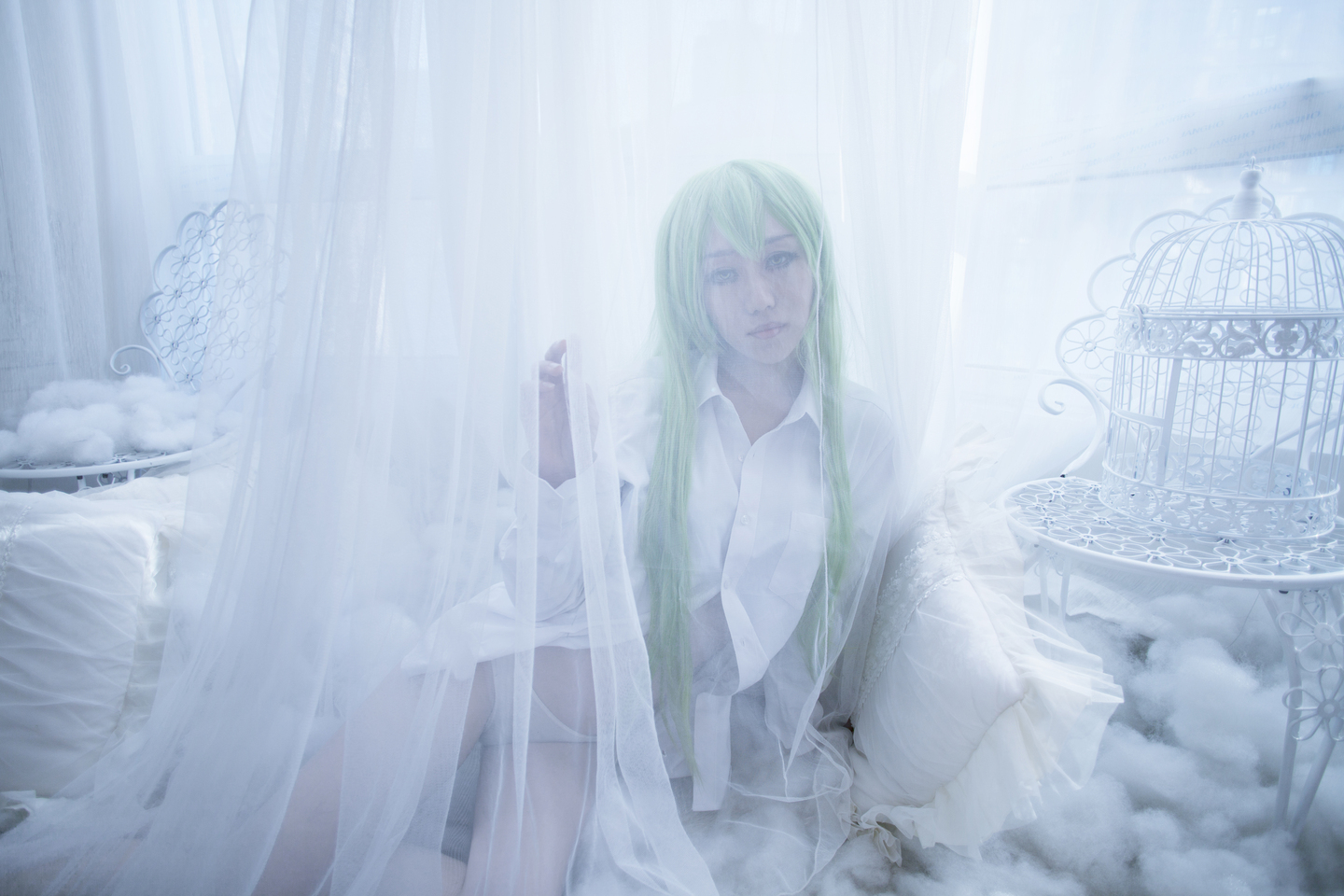 叛逆的鲁鲁修C.C.白衬衫ver cosplay (10/18) 叛逆的鲁鲁修C.C.白衬衫ver cosplay 第10张 - C.C.图集