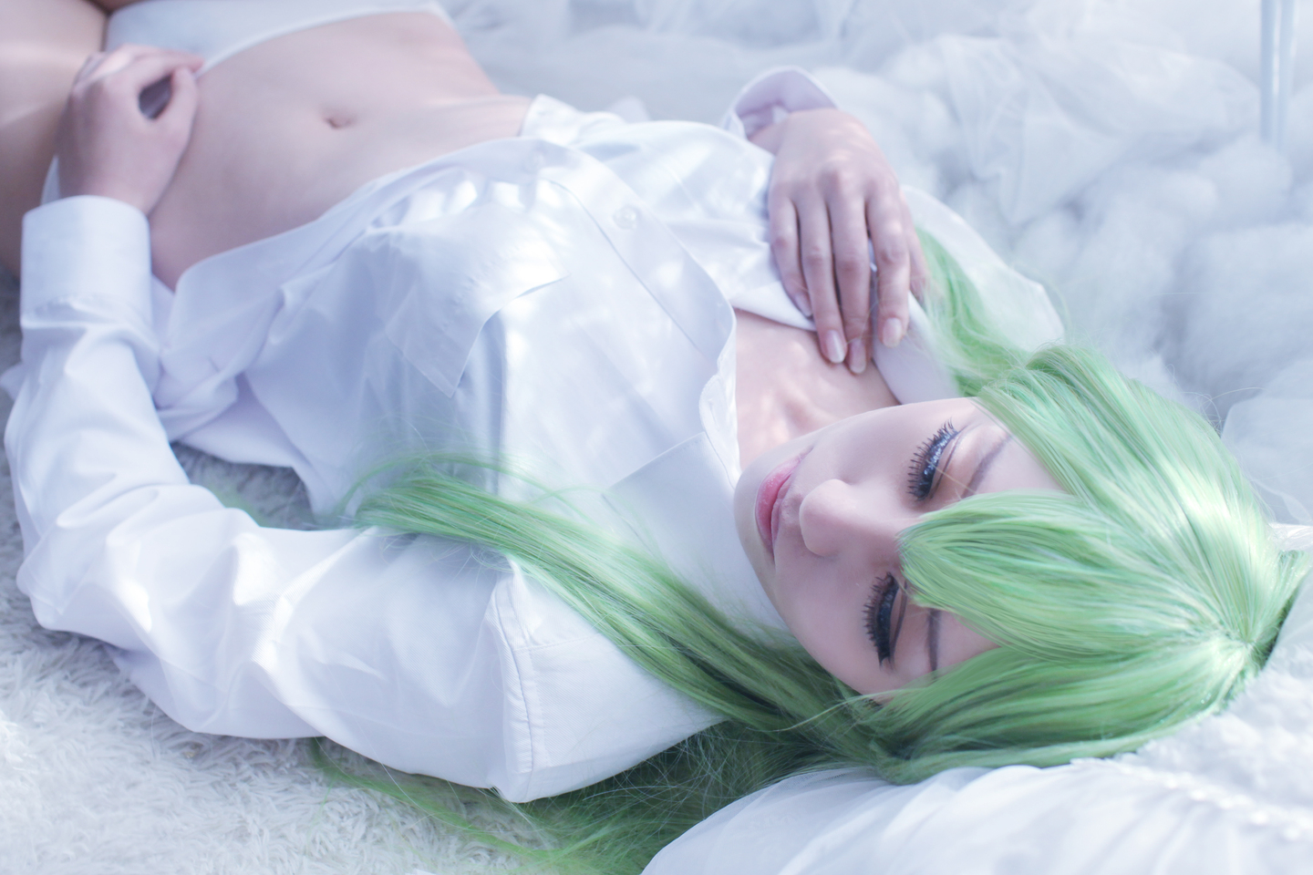 叛逆的鲁鲁修C.C.白衬衫ver cosplay (11/18) 叛逆的鲁鲁修C.C.白衬衫ver cosplay 第11张 - C.C.图集