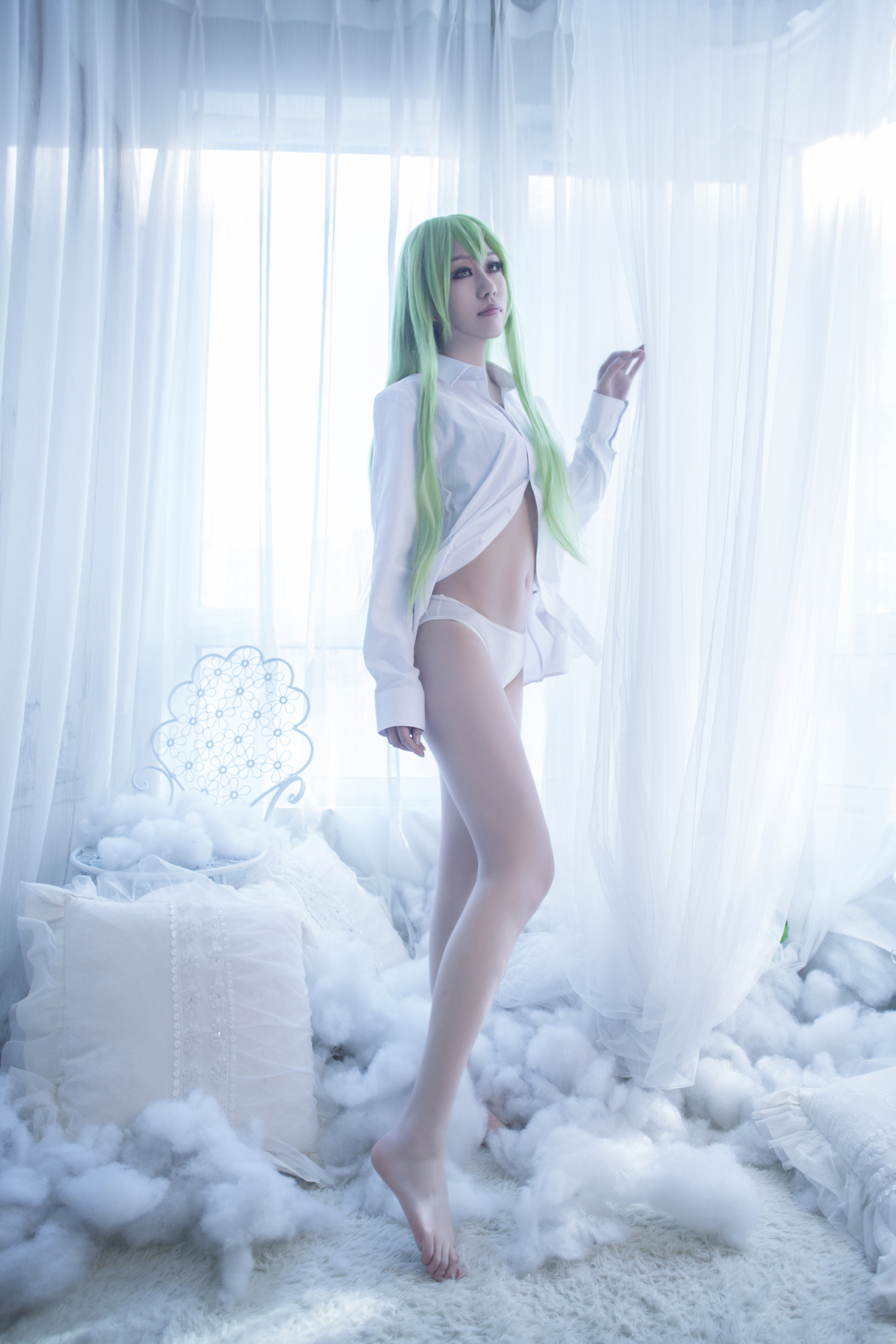 叛逆的鲁鲁修C.C.白衬衫ver cosplay (17/18) 叛逆的鲁鲁修C.C.白衬衫ver cosplay 第17张 - C.C.图集