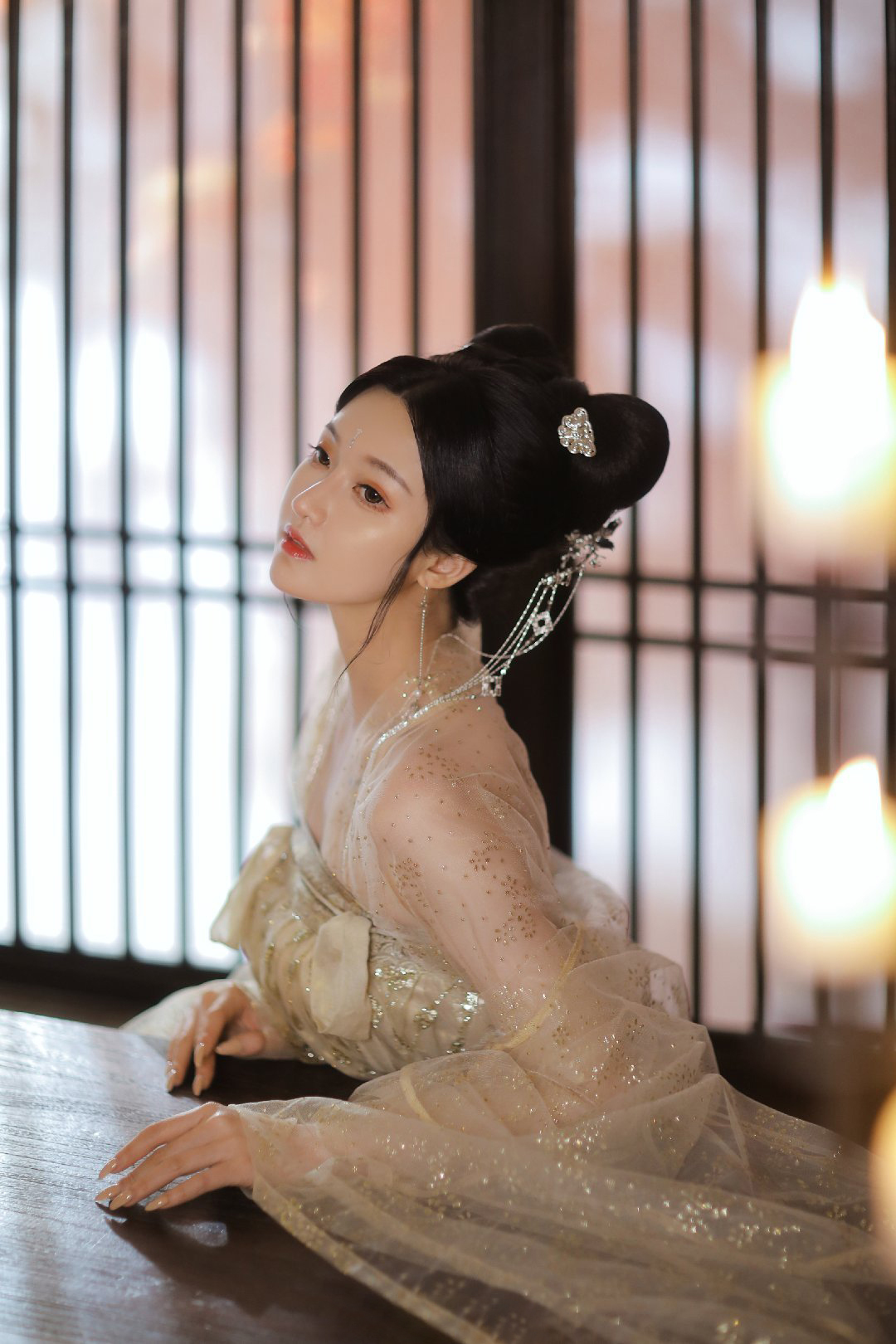 汉服私影,亮闪闪 (3/9) 汉服私影,亮闪闪 第3张 - cosplay图集
