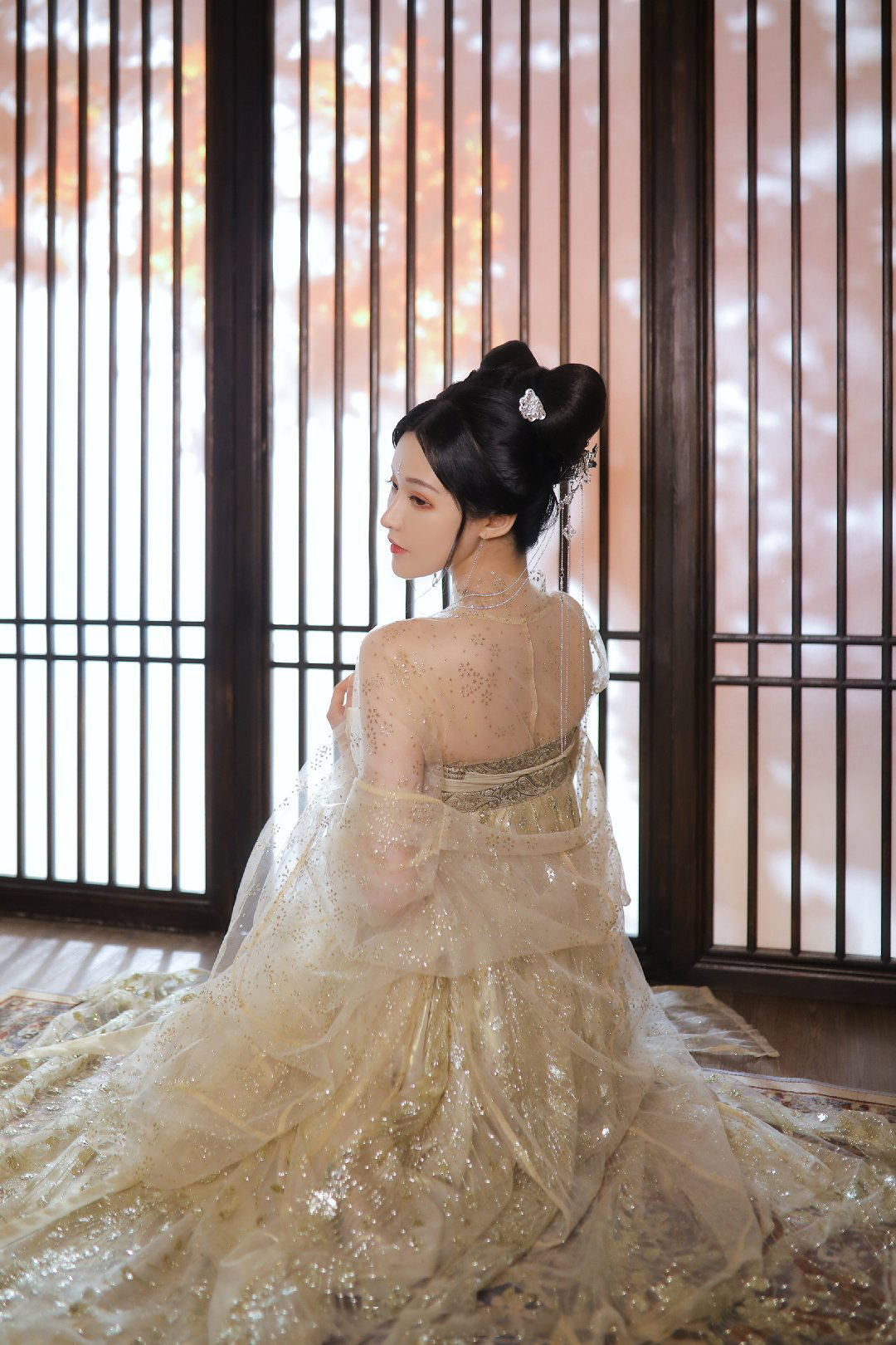 汉服私影,亮闪闪 (7/9) 汉服私影,亮闪闪 第7张 - cosplay图集