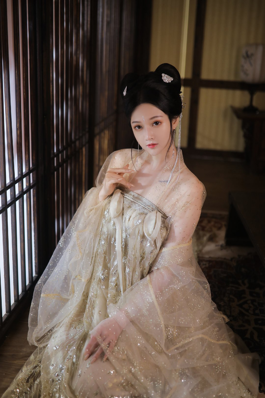 汉服私影,亮闪闪 (9/9) 汉服私影,亮闪闪 第9张 - cosplay图集
