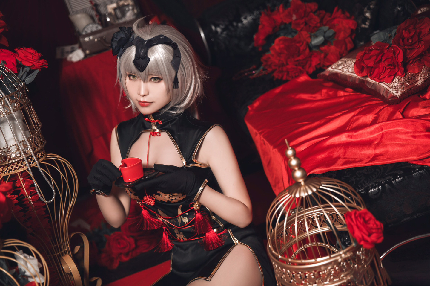 黑贞德旗袍cosplay (1/9) 黑贞德旗袍cosplay 第1张 - 黑贞德图集