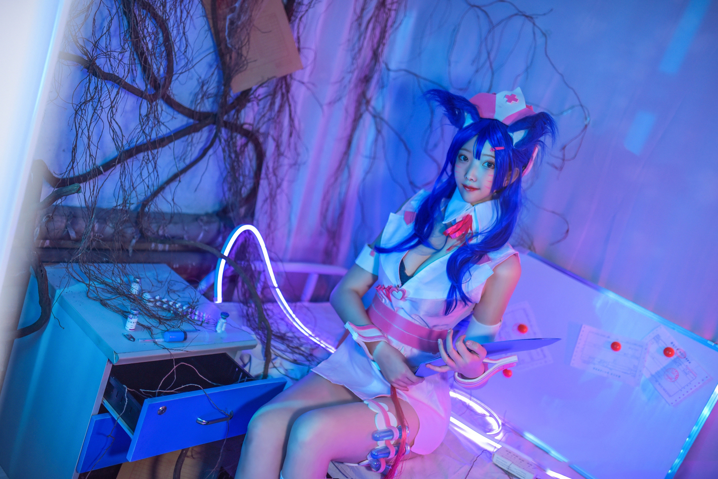 英雄联盟 阿狸护士同人cosplay (2/9) 英雄联盟 阿狸护士同人cosplay 第2张 - 阿狸图集