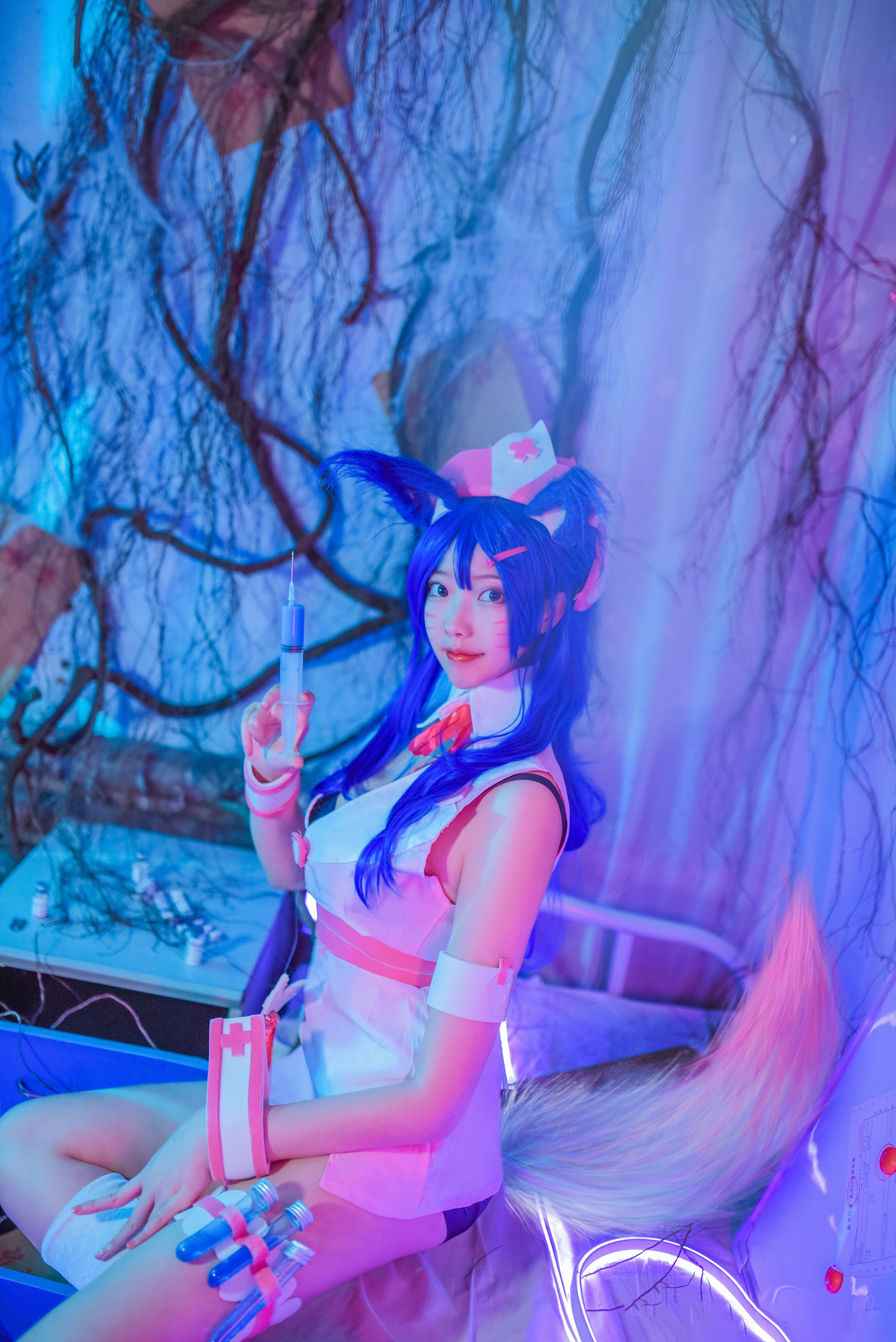 英雄联盟 阿狸护士同人cosplay (8/9) 英雄联盟 阿狸护士同人cosplay 第8张 - 阿狸图集