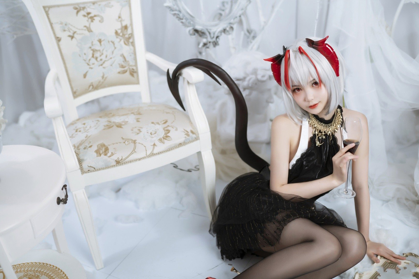 明日方舟W cosplay 第9张 - W图集