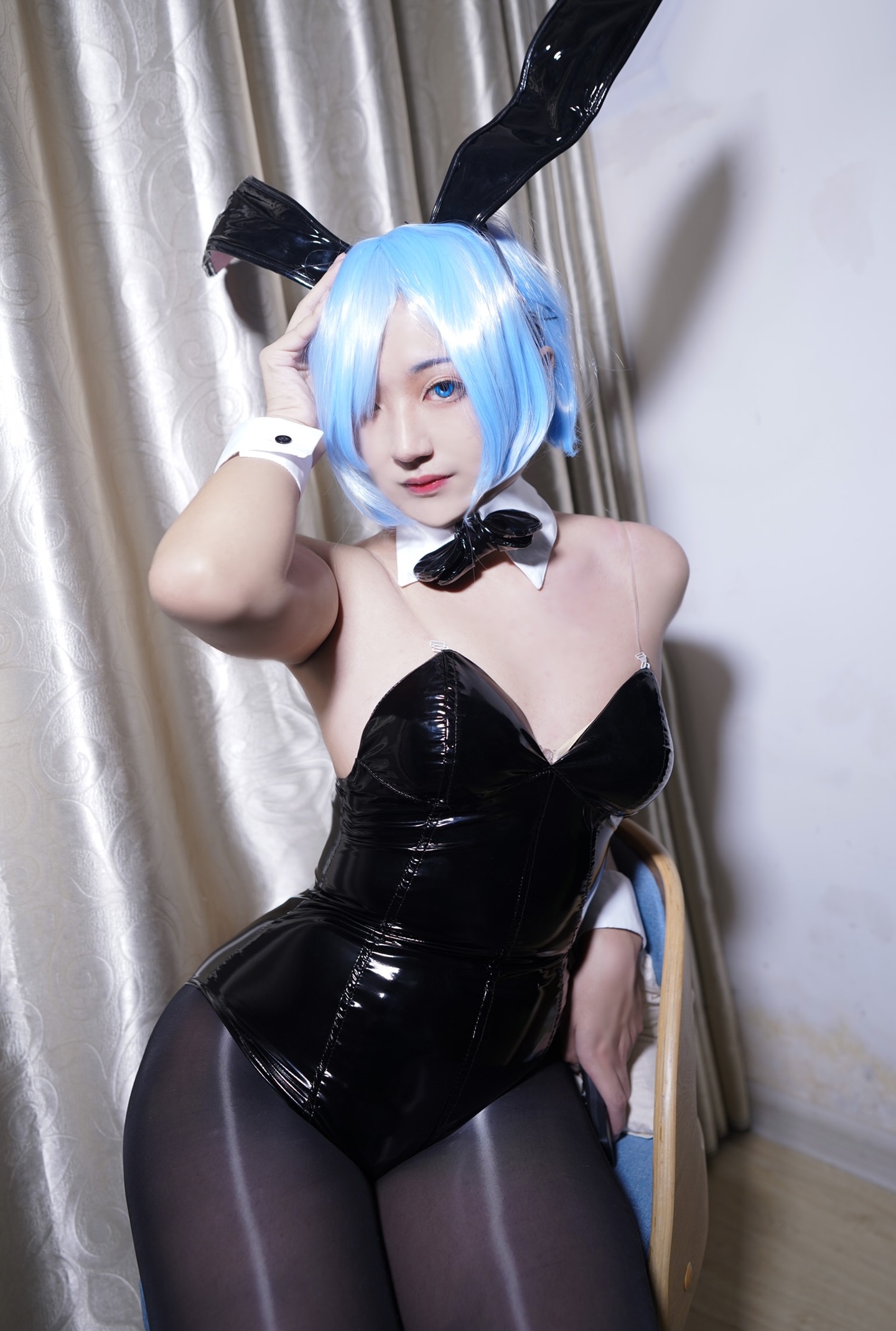 雷姆cosplay,听说,你想跟雷姆打台球 (3/7) 雷姆cosplay,听说,你想跟雷姆打台球 第3张 - 雷姆图集