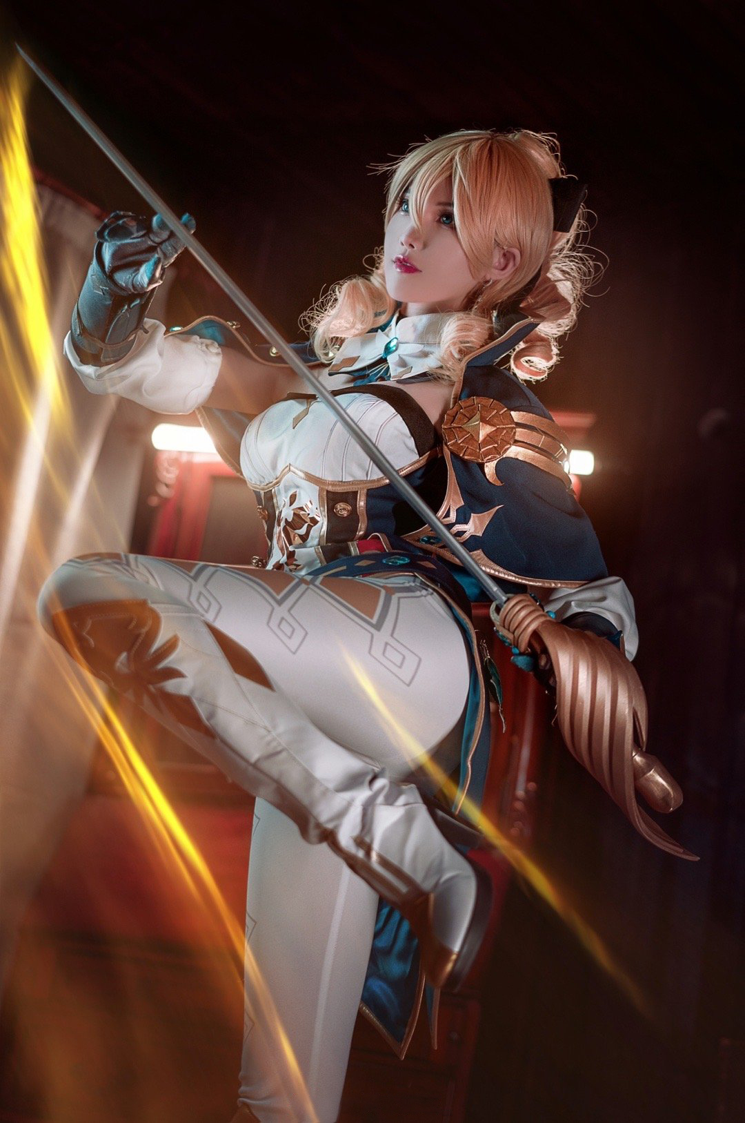 原神 琴团长cosplay (4/11) 原神 琴团长cosplay 第4张 - 琴团长图集