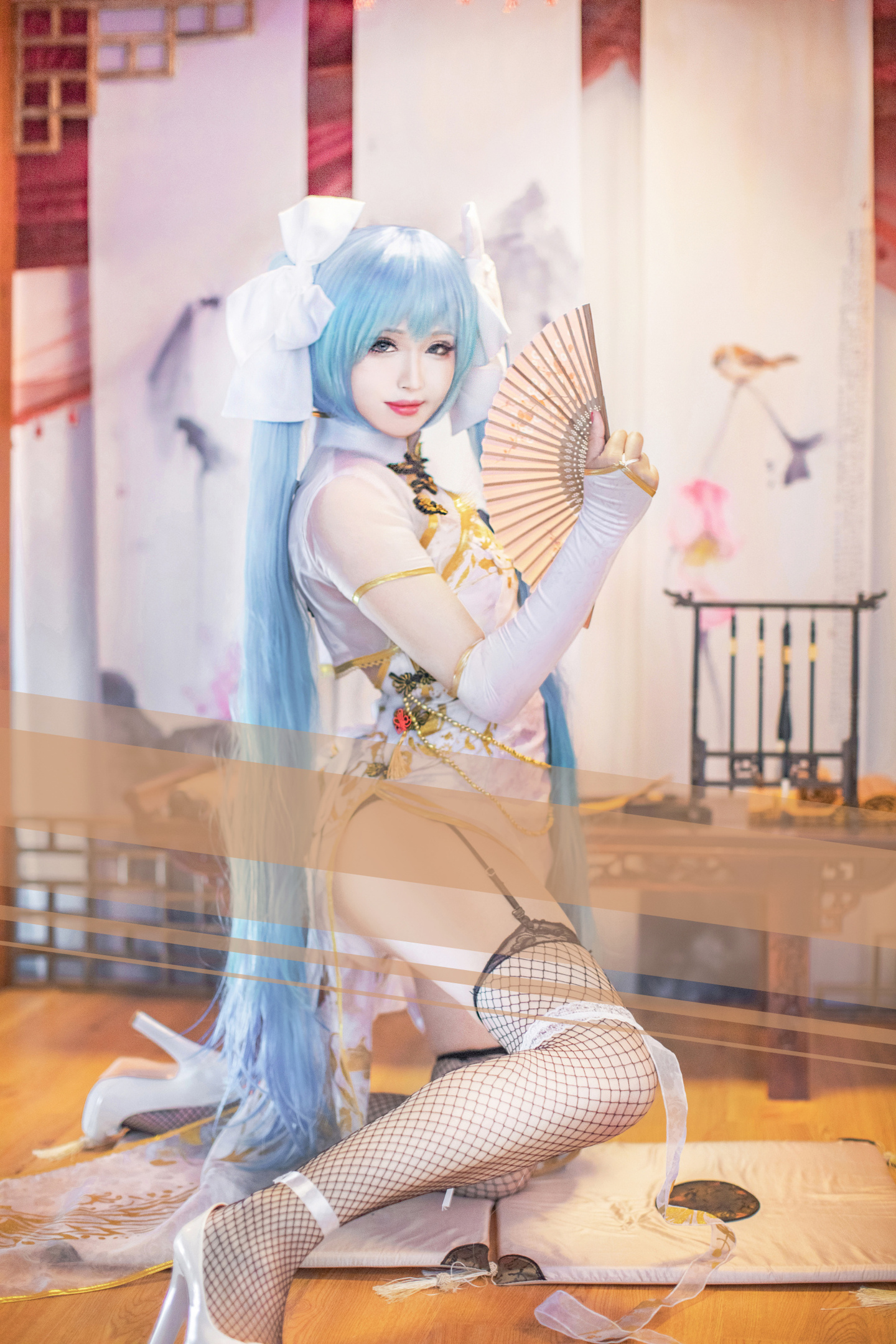 初音未来金丝雀旗袍cosplay (5/9) 初音未来金丝雀旗袍cosplay 第5张 - 初音未来图集