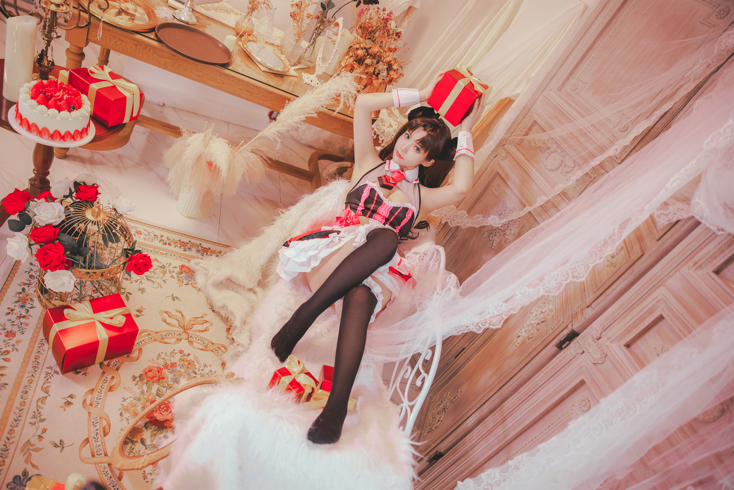 《Fate/GrandOrder》远坂凛街头巧克力女仆cosplay (4/9) 《Fate/GrandOrder》远坂凛街头巧克力女仆cosplay 第4张 - 远坂凛图集