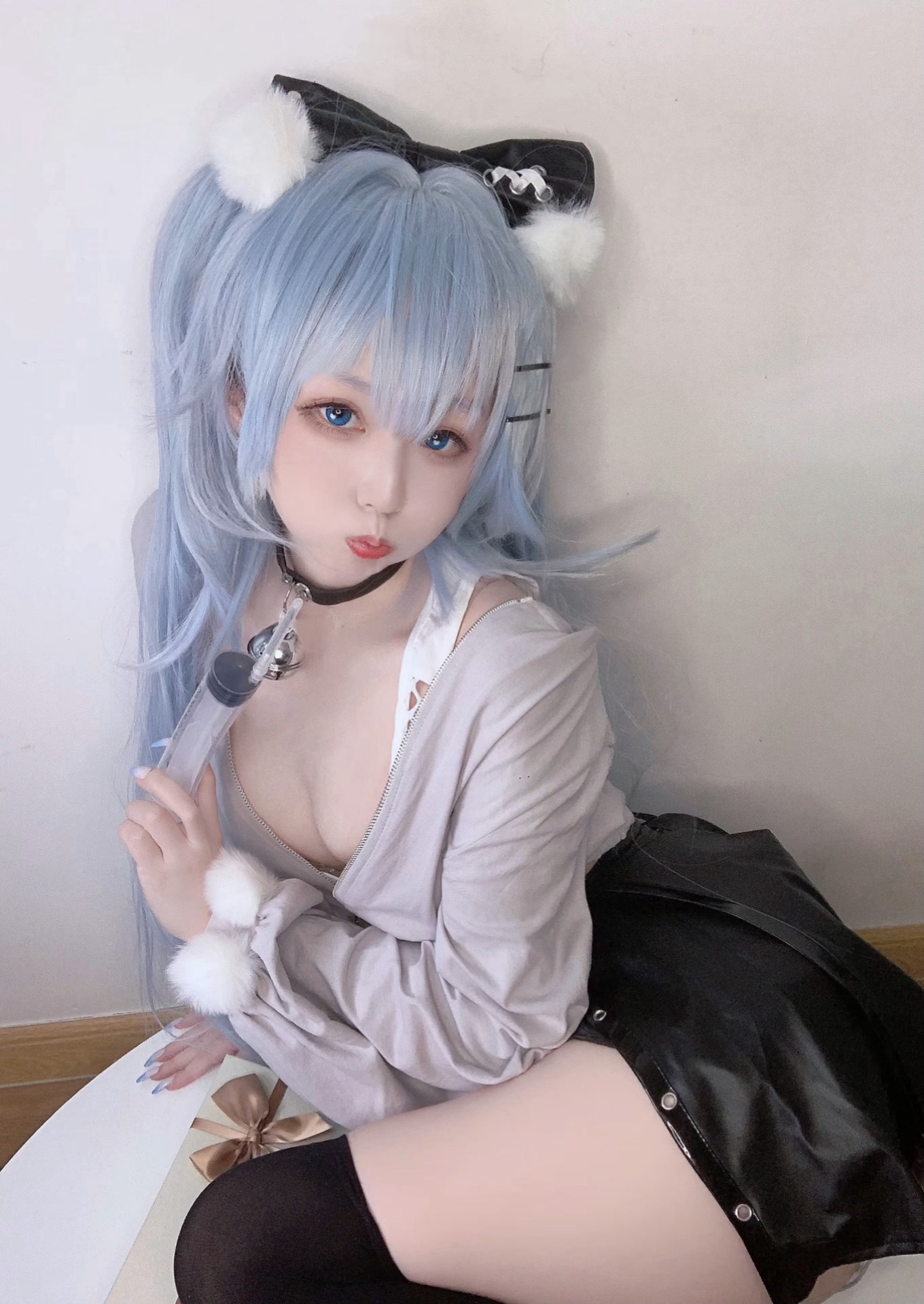 《少前云图计划》芙洛伦药心巧克力cosplay | 风霖霖Satoricos芙洛伦-coser喵-coser美图-coser聚集地