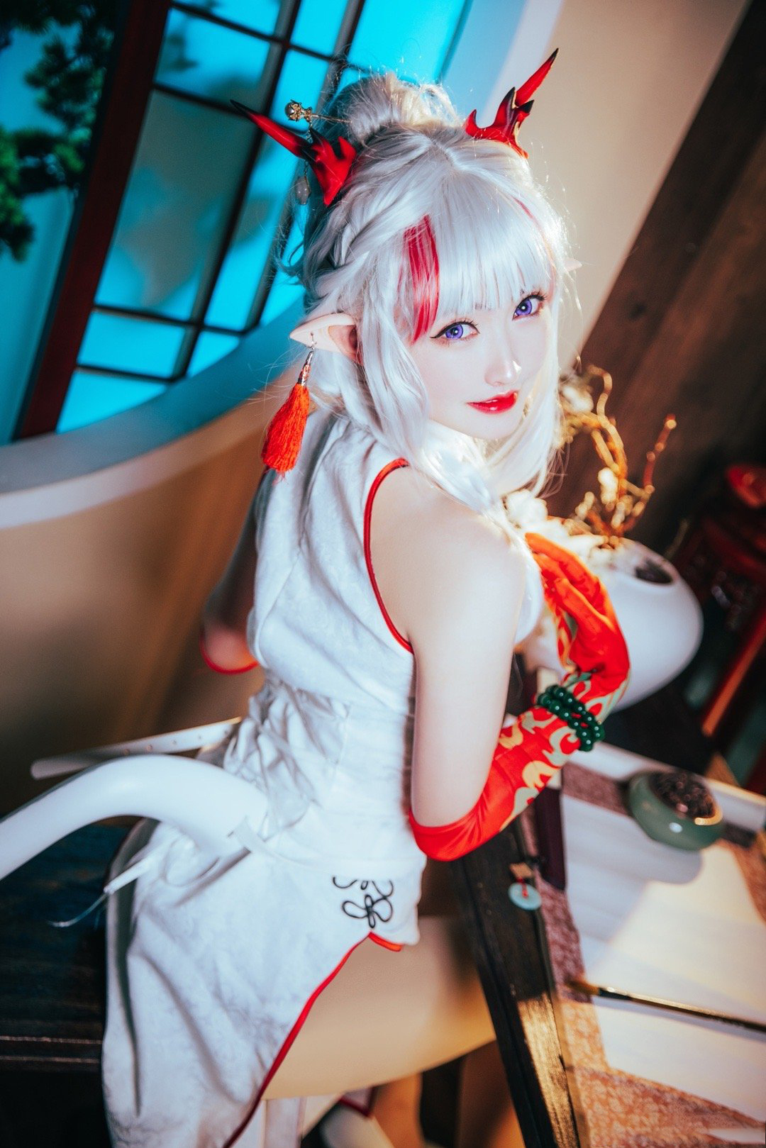 《明日方舟》乐逍遥·年cosplay 第11张 - 乐逍遥·年图集