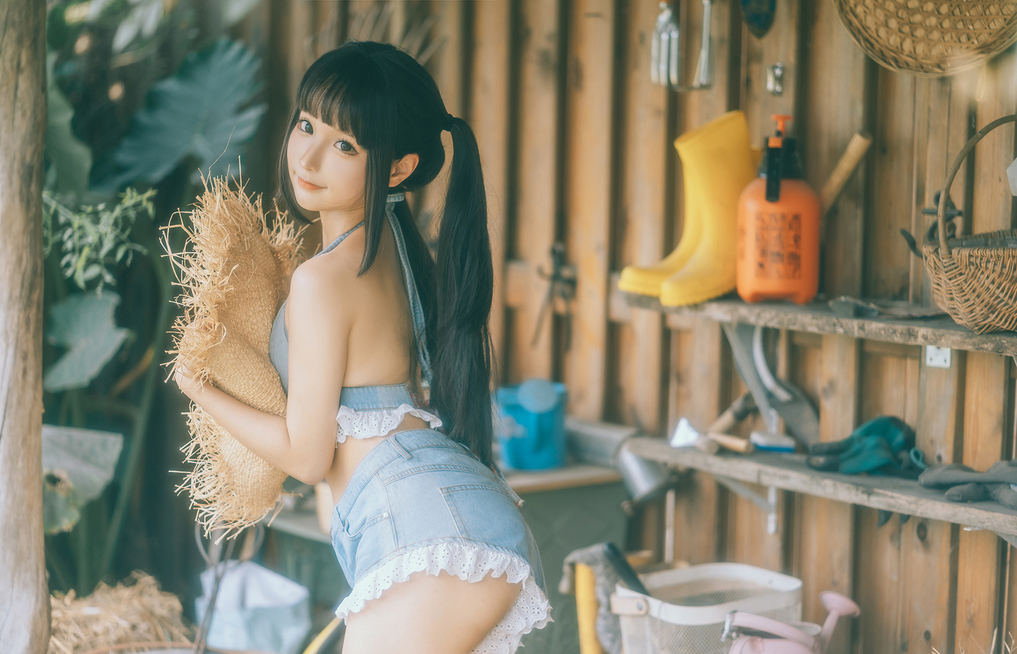 《大巴车》少女写真 (1/9) 《大巴车》少女写真 第1张 - cosplay图集