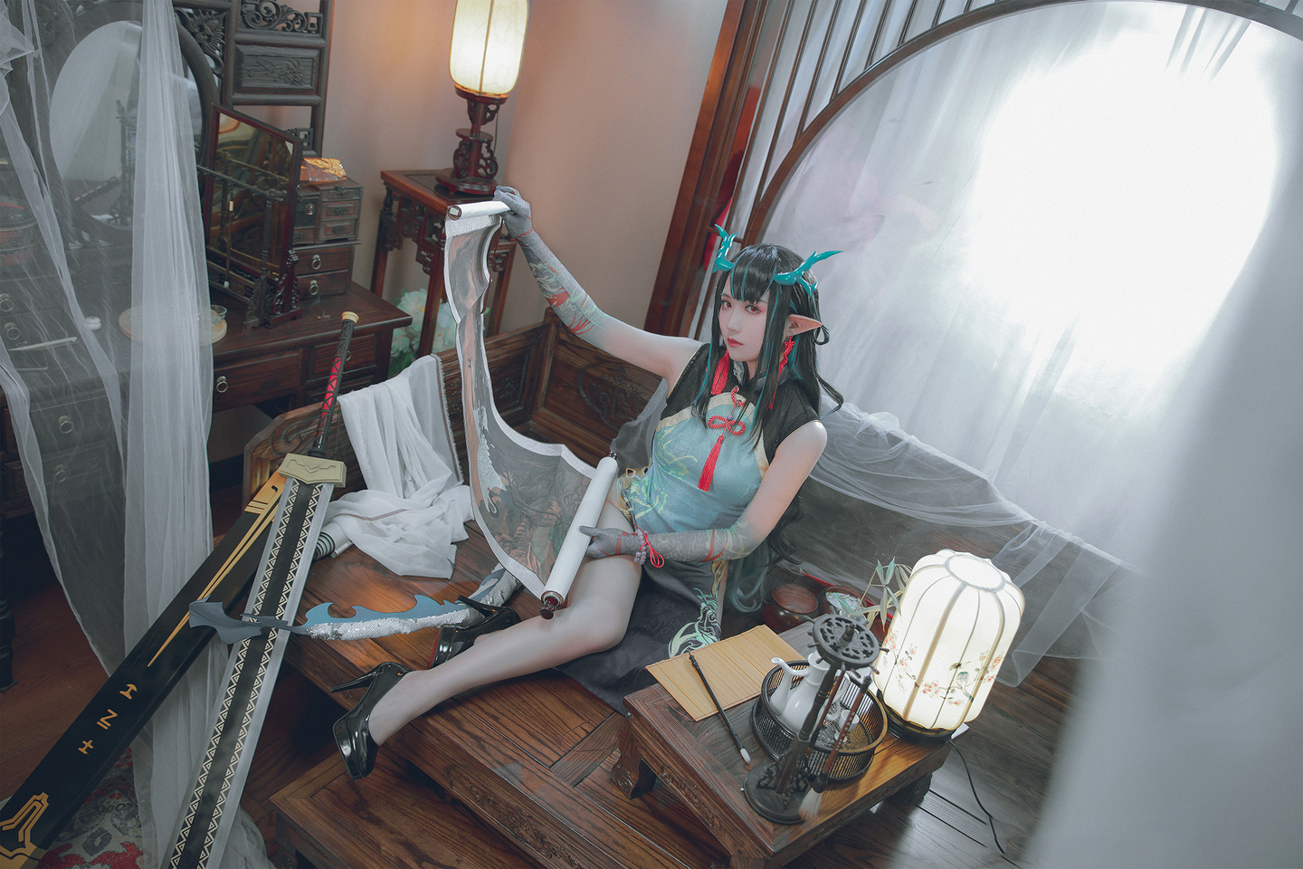 《明日方舟》夕 • 染尘烟cosplay (10/13) 《明日方舟》夕 • 染尘烟cosplay 第10张 - 夕图集