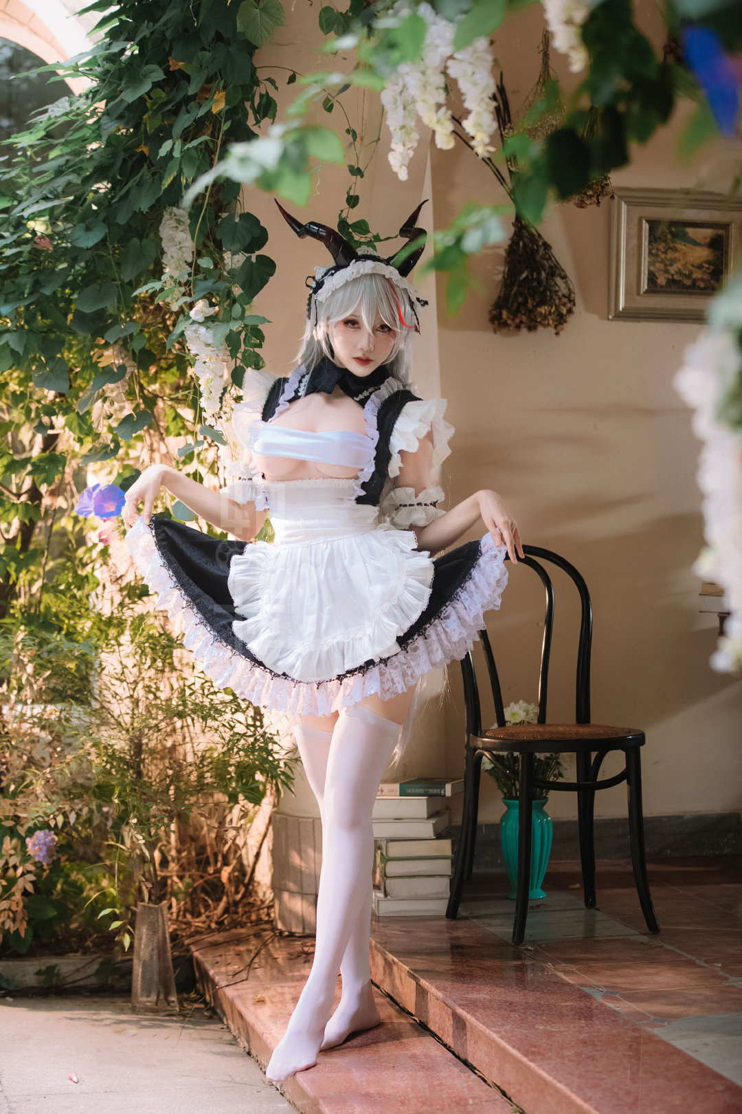 《碧蓝航线》埃吉尔 港区的龙女仆cosplay (5/13) 《碧蓝航线》埃吉尔 港区的龙女仆cosplay 第5张 - 埃吉尔图集