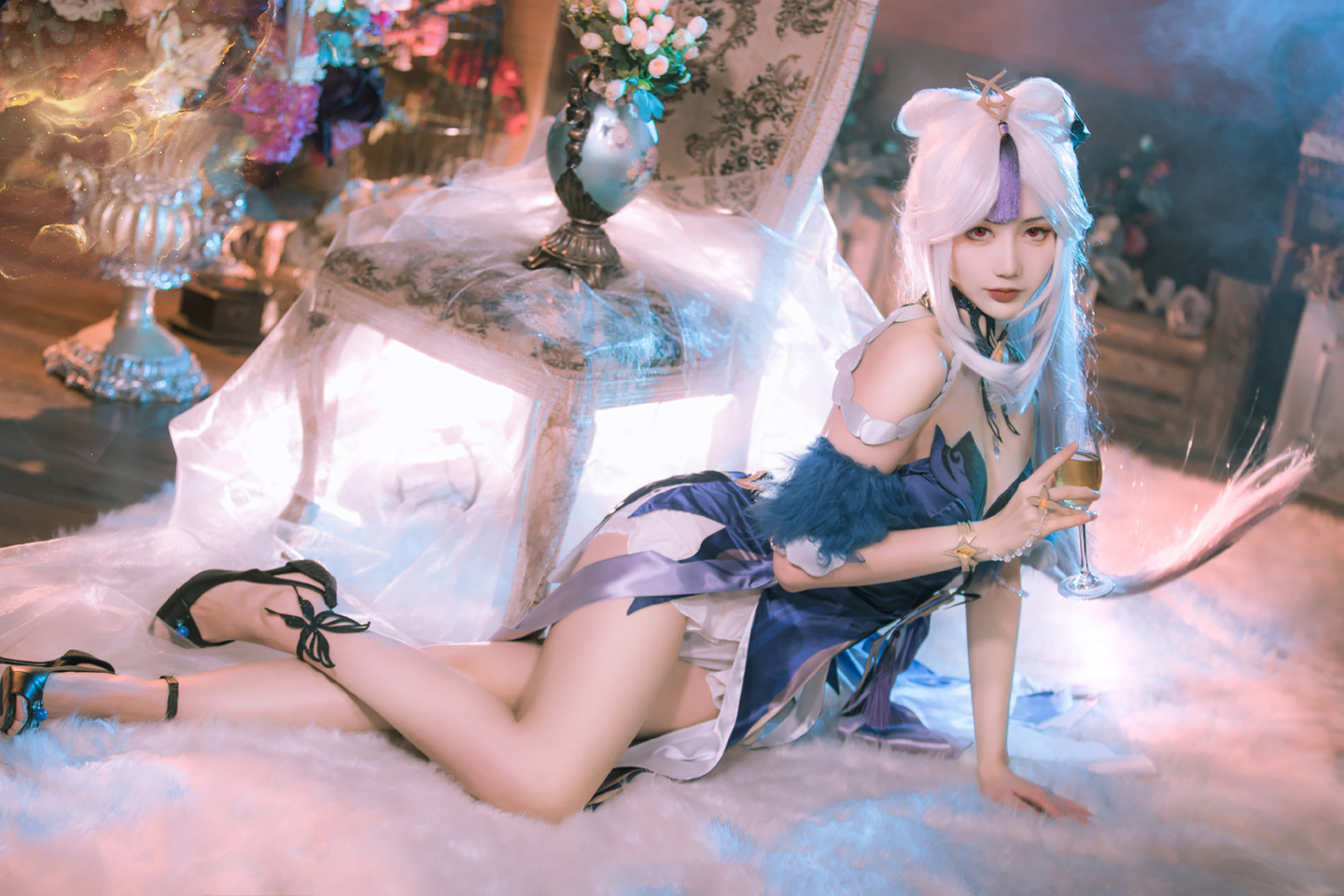 《原神》凝光沙中幽兰cosplay (3/9) 《原神》凝光沙中幽兰cosplay 第3张 - 凝光图集