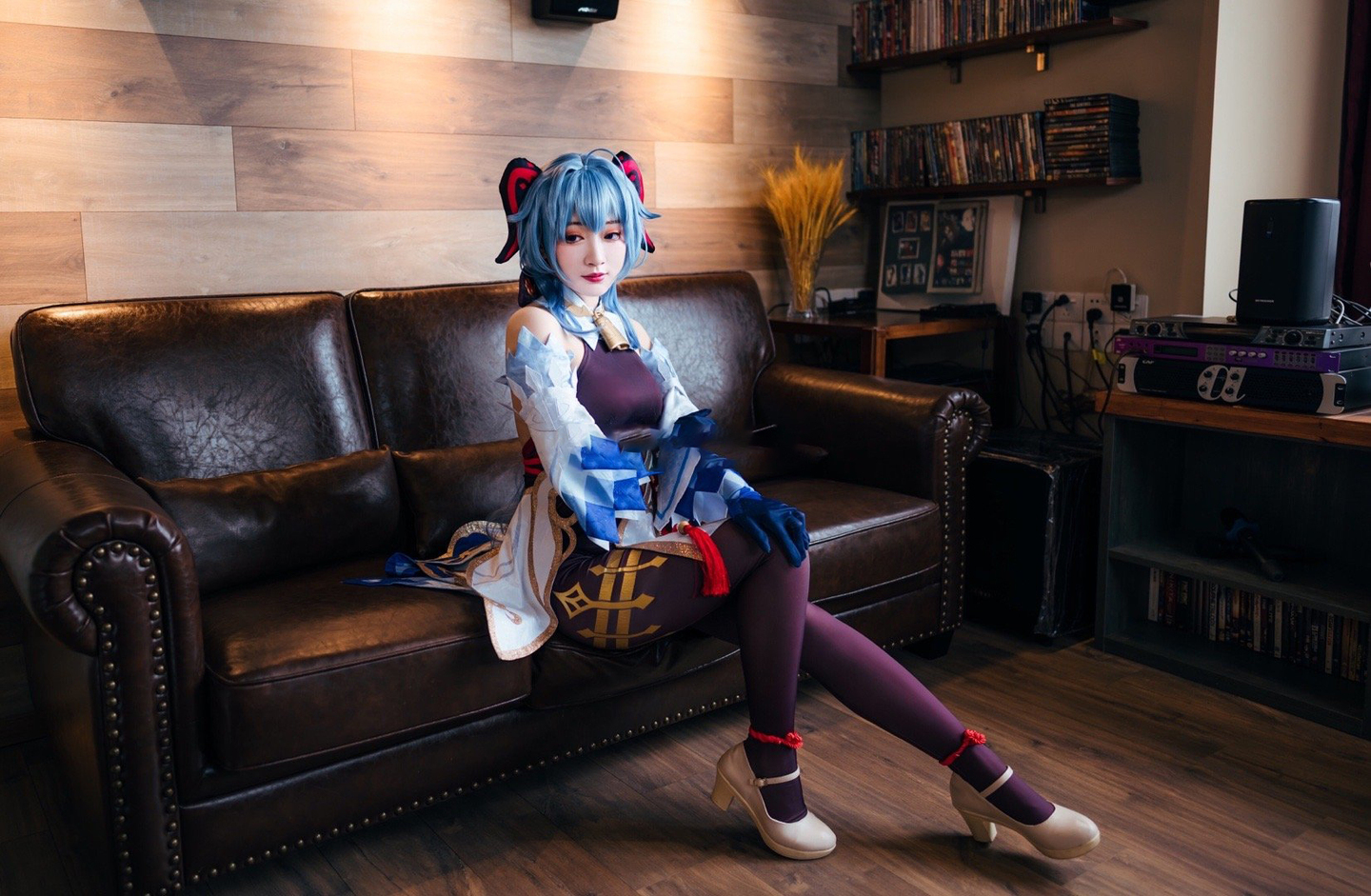 《原神》甘雨cosplay (4/13) 《原神》甘雨cosplay 第4张 - 甘雨图集
