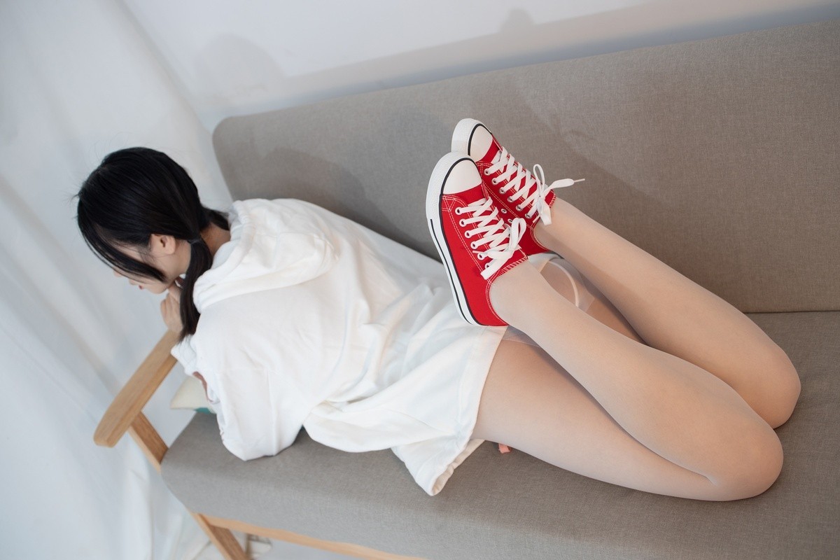 肉丝·红色帆布鞋 (8/8) 肉丝·红色帆布鞋 第8张 - cosplay图集