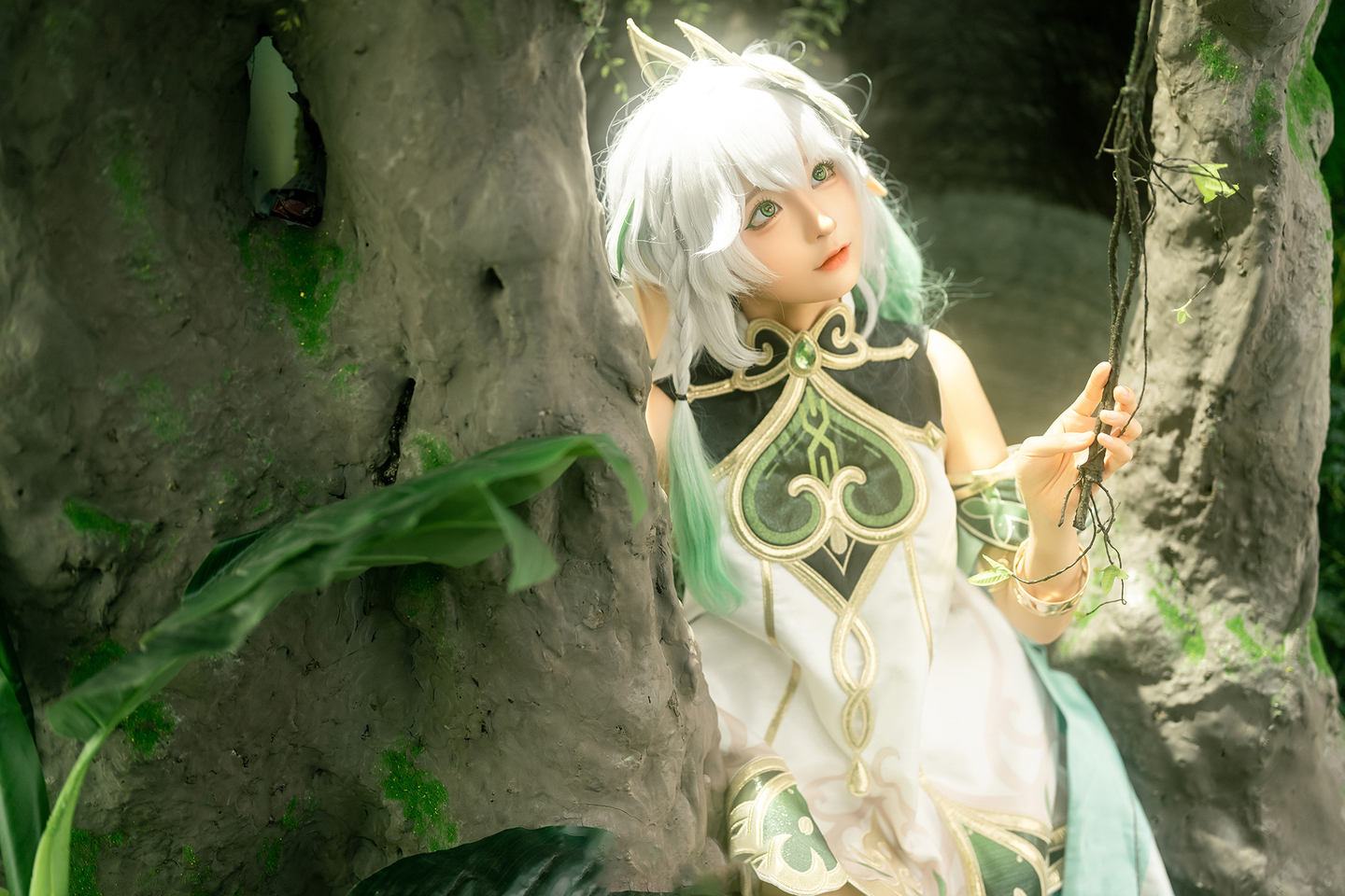 《原神》草神 纳西妲cosplay (7/9) 《原神》草神 纳西妲cosplay 第7张 - 纳西妲图集