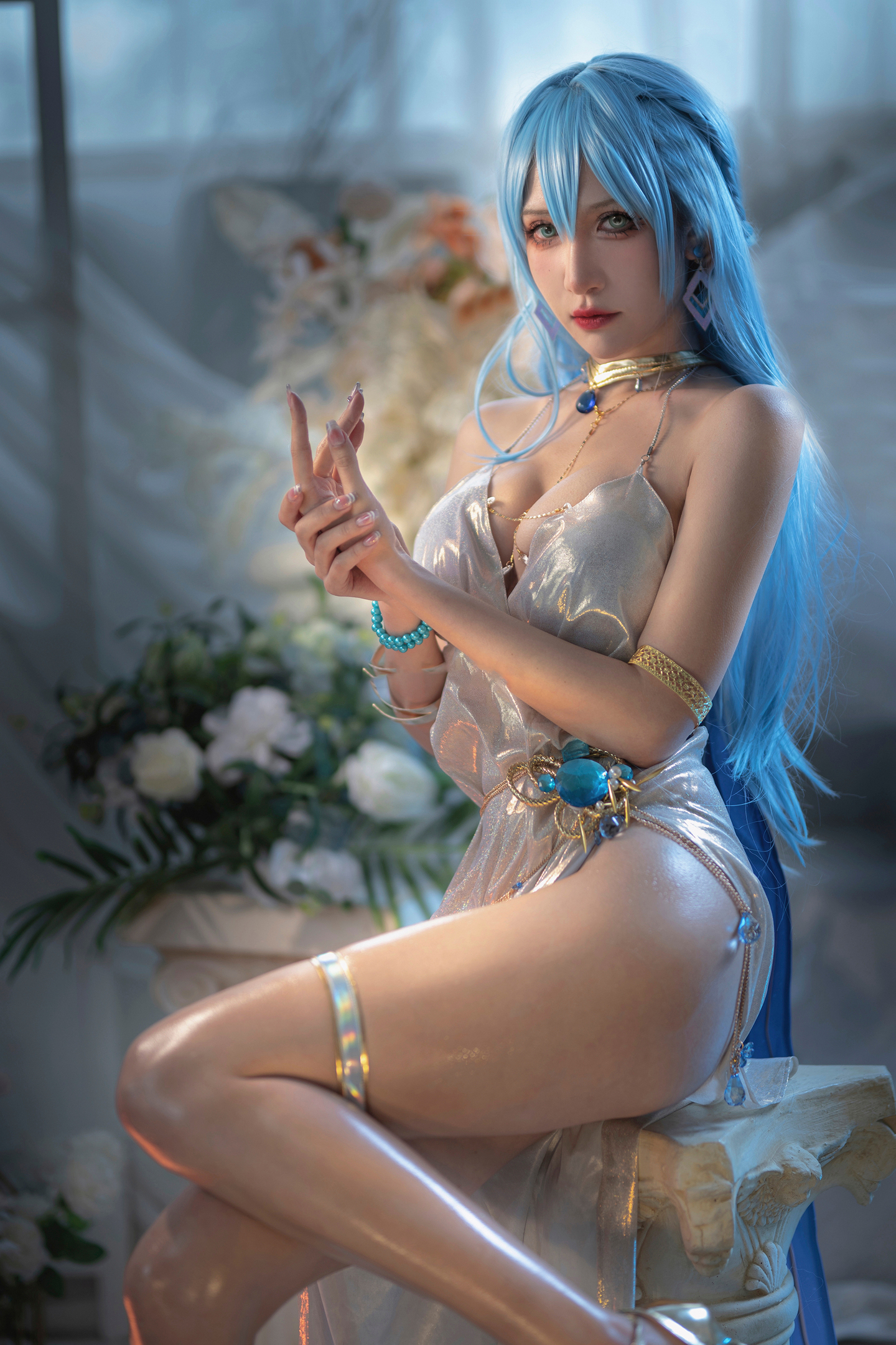 《nikke:胜利女神》海伦礼服cosplay | 阮邑Fairycos海伦-coser家,cosplay爱好者,二次元聚集地,动漫文化,新番资讯,ACG,Coser展示