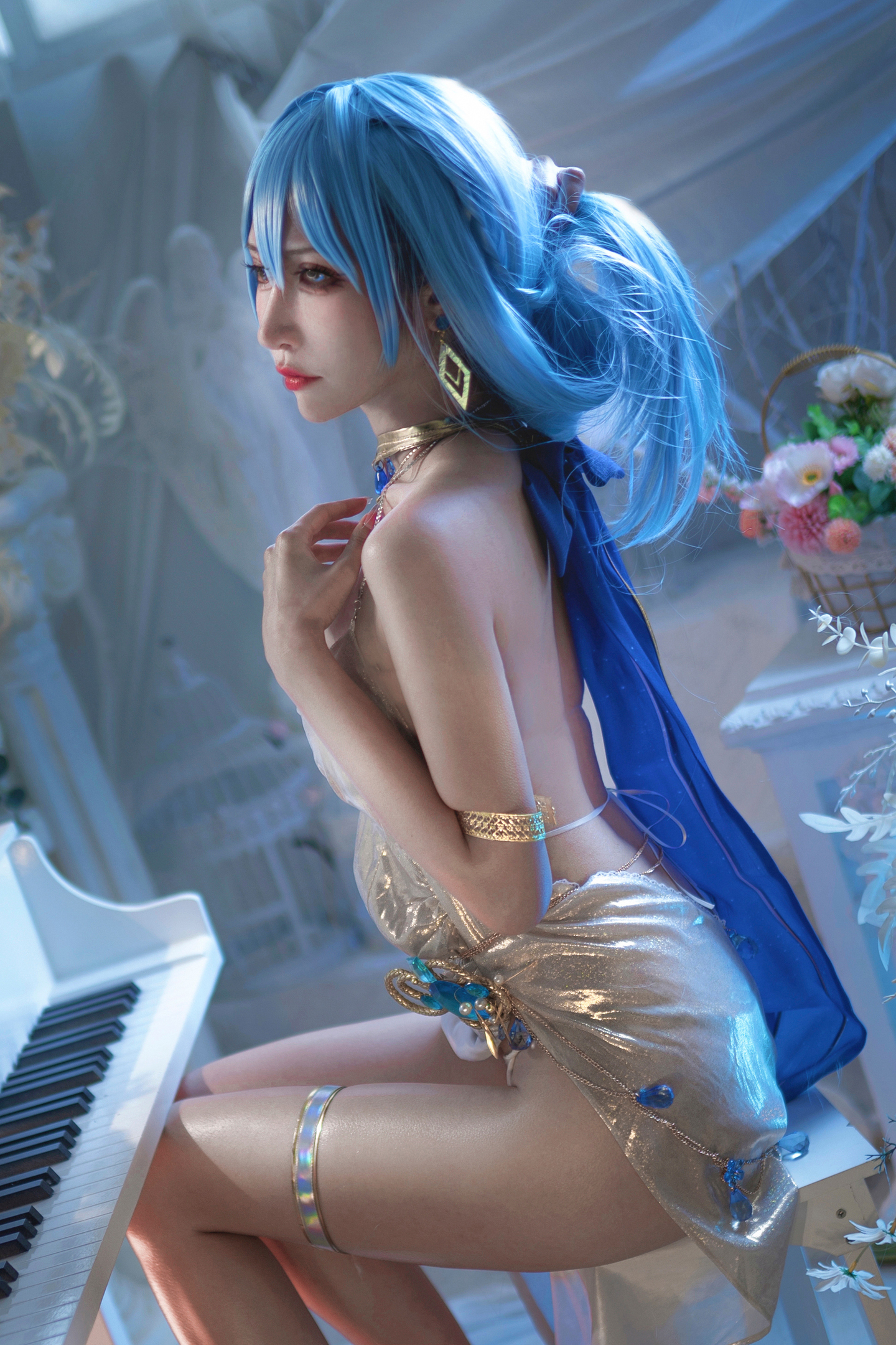 《nikke:胜利女神》海伦礼服cosplay (8/11) 《nikke:胜利女神》海伦礼服cosplay 第8张 - 海伦图集
