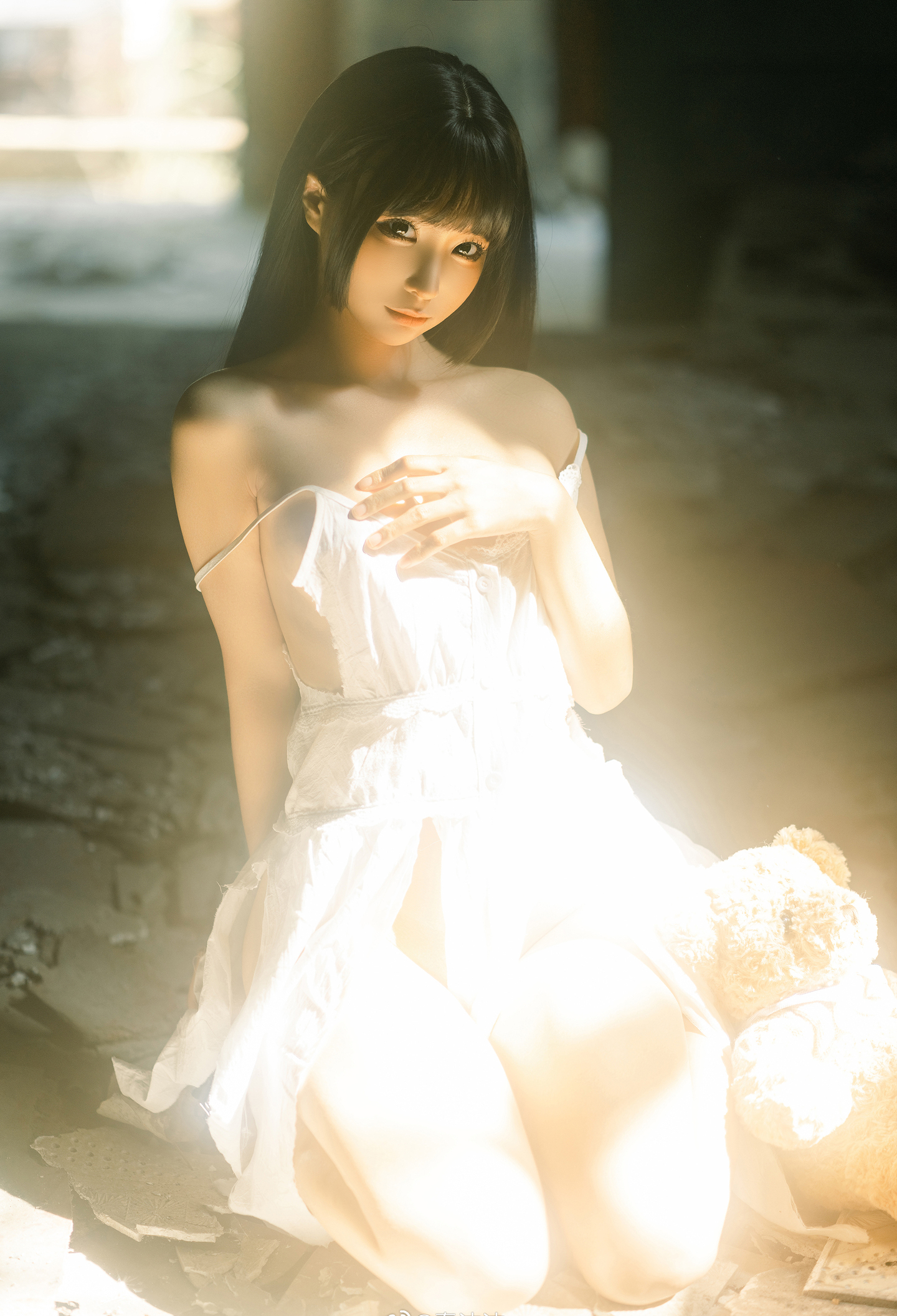 《光》少女写真 | cos美图精选图集-coser喵-coser美图-coser聚集地