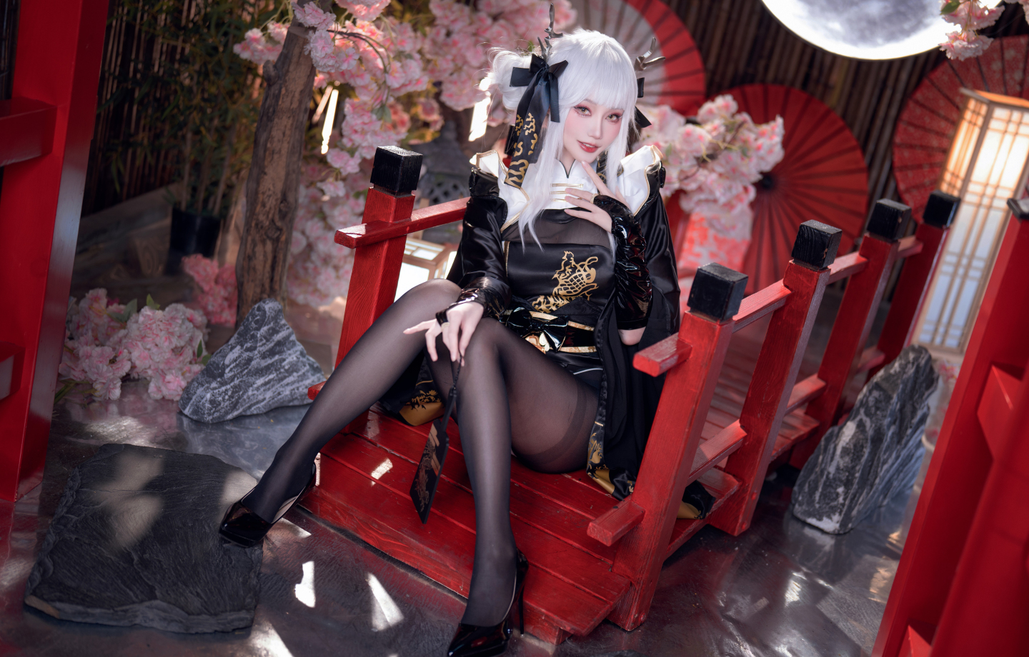 《nikke:胜利女神》白兔cosplay | 如月灰cos白兔-coser家，cosplay爱好者，二次元聚集地，动漫文化，新番资讯，ACG，Coser展示