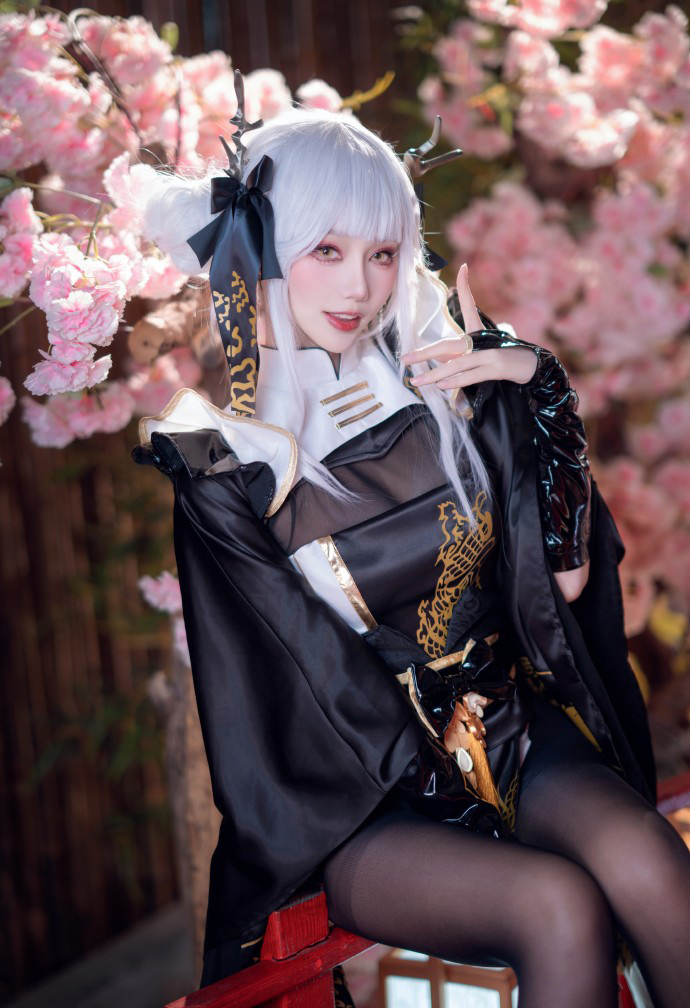 《nikke:胜利女神》白兔cosplay 第3张 - 白兔图集