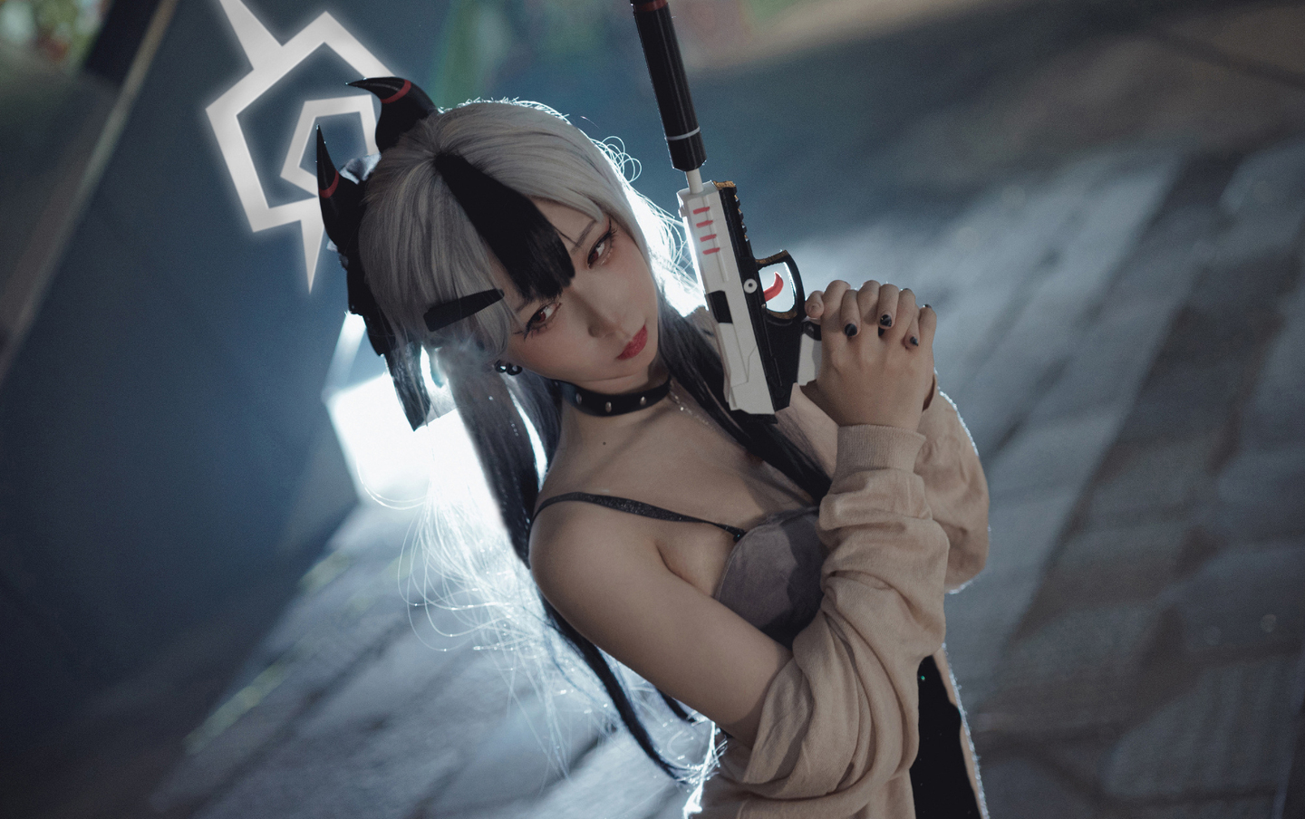 《蔚蓝档案》鬼方佳代子礼服cosplay (8/13) 《蔚蓝档案》鬼方佳代子礼服cosplay 第8张 - 鬼方佳代子图集