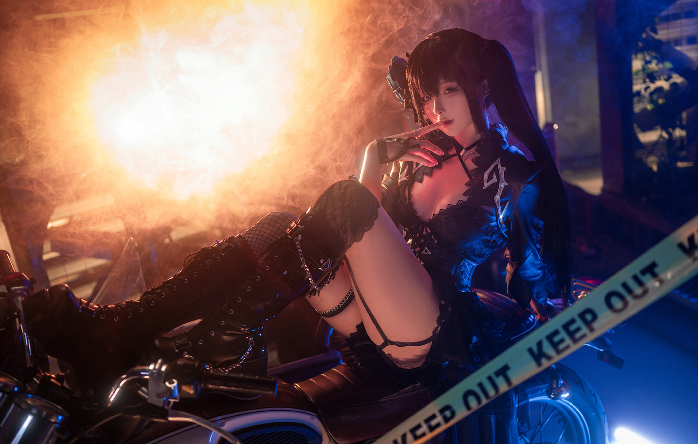 《黑岩》少女性感写真 | COSER之家精选图集-coser家,cosplay爱好者,二次元聚集地,动漫文化,新番资讯,ACG,Coser展示