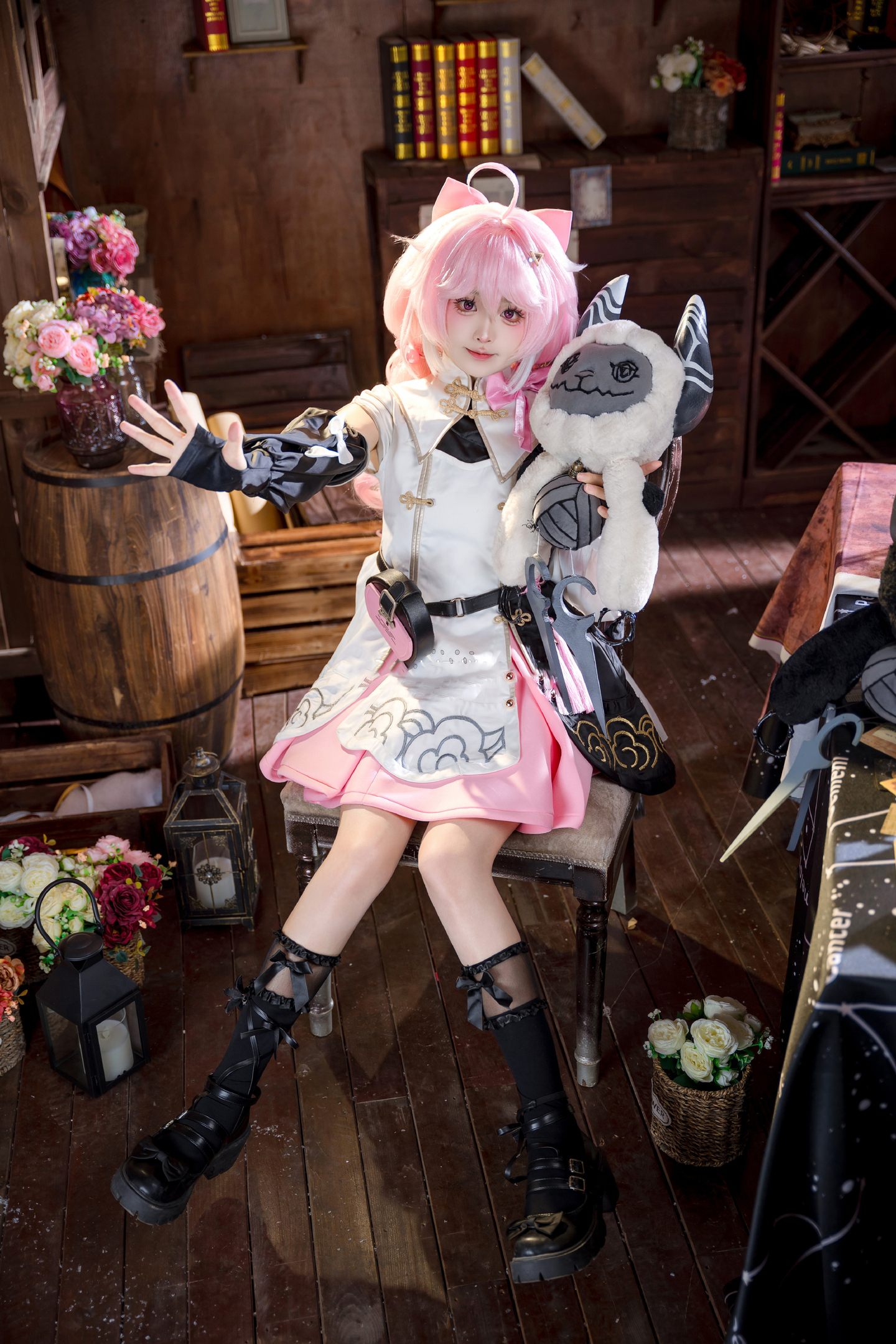 《鸣潮》 安可cosplay (2/8) 《鸣潮》 安可cosplay 第2张 - 安可图集