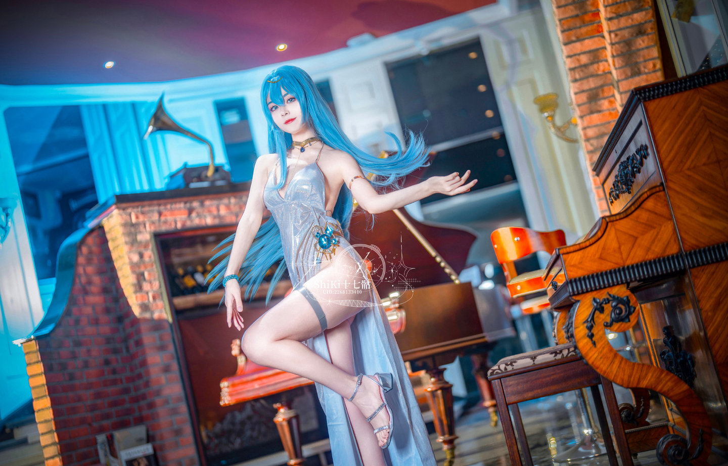 《nikke:胜利女神》 海伦cosplay (4/9) 《nikke:胜利女神》 海伦cosplay 第4张 - 海伦图集