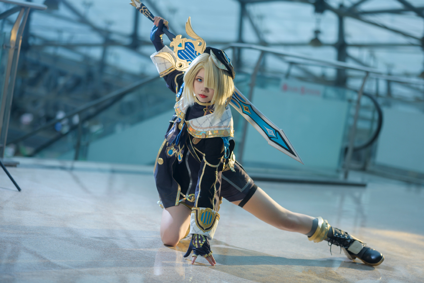 《原神》菲米尼cosplay (4/9) 《原神》菲米尼cosplay 第4张 - 菲米尼图集