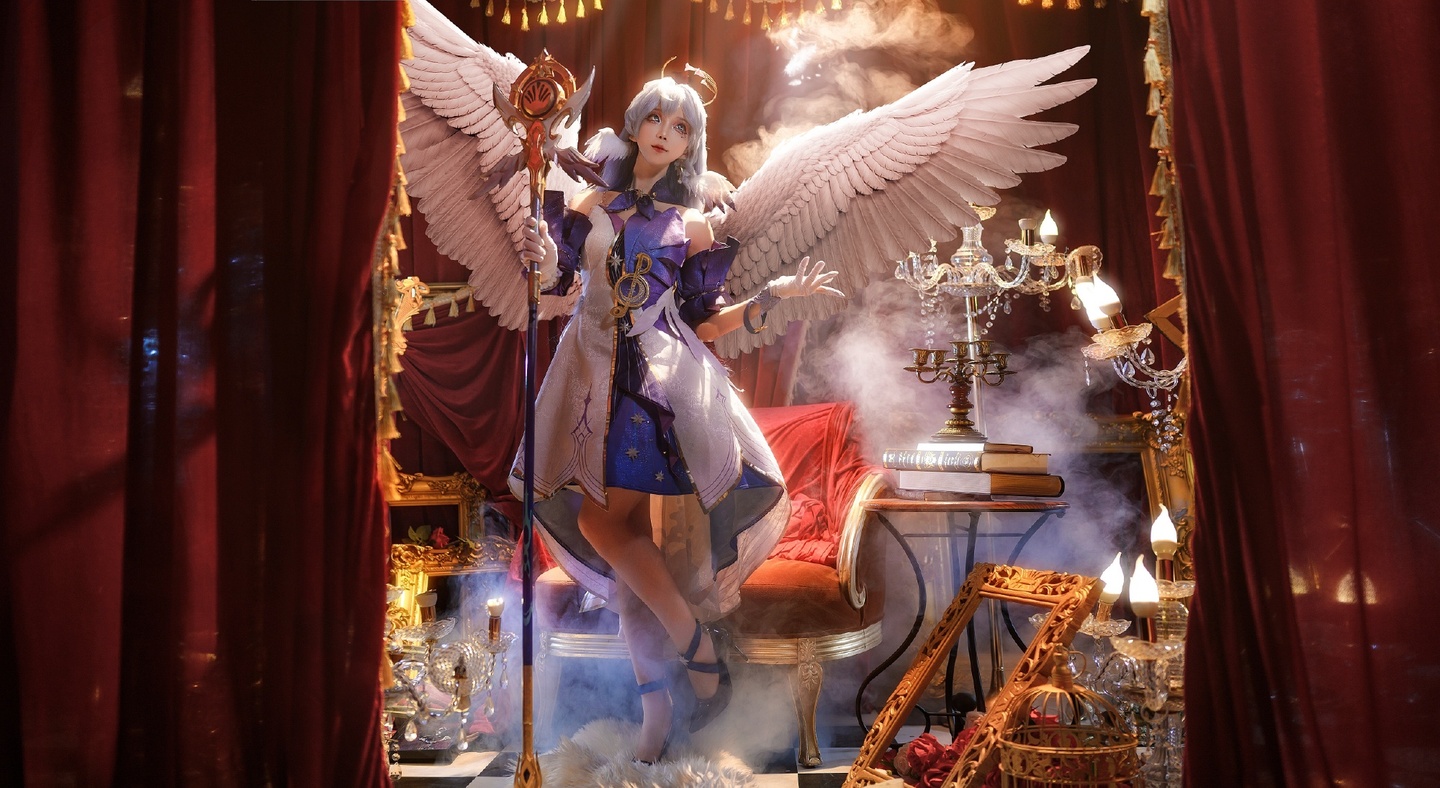 《崩坏:星穹铁道》知更鸟cosplay (3/10) 《崩坏:星穹铁道》知更鸟cosplay 第3张 - 知更鸟图集