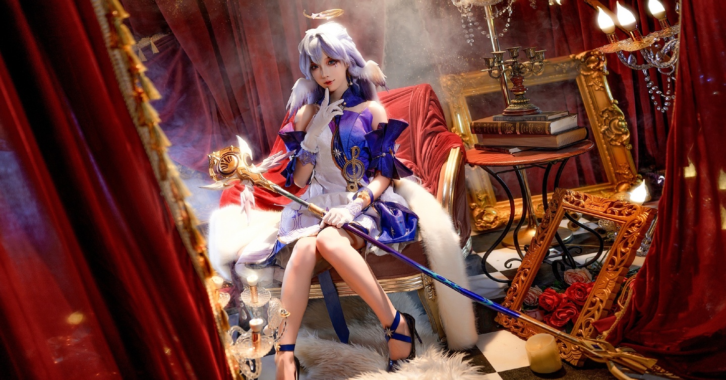 《崩坏:星穹铁道》知更鸟cosplay (9/10) 《崩坏:星穹铁道》知更鸟cosplay 第9张 - 知更鸟图集