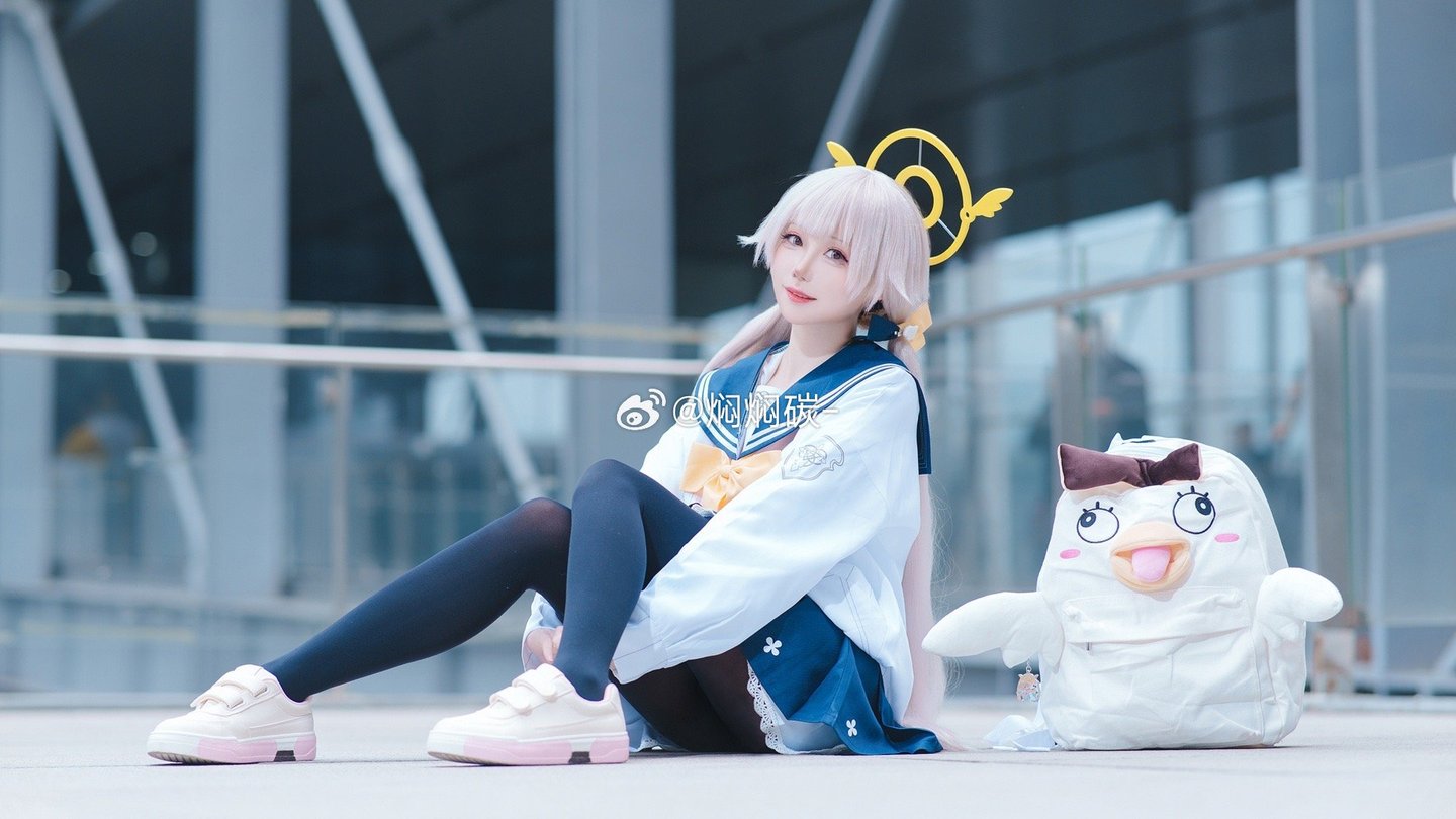 《碧蓝档案》—阿慈谷日富美cosplay (17/19) 《碧蓝档案》—阿慈谷日富美cosplay 第17张 - 阿慈谷日富美图集
