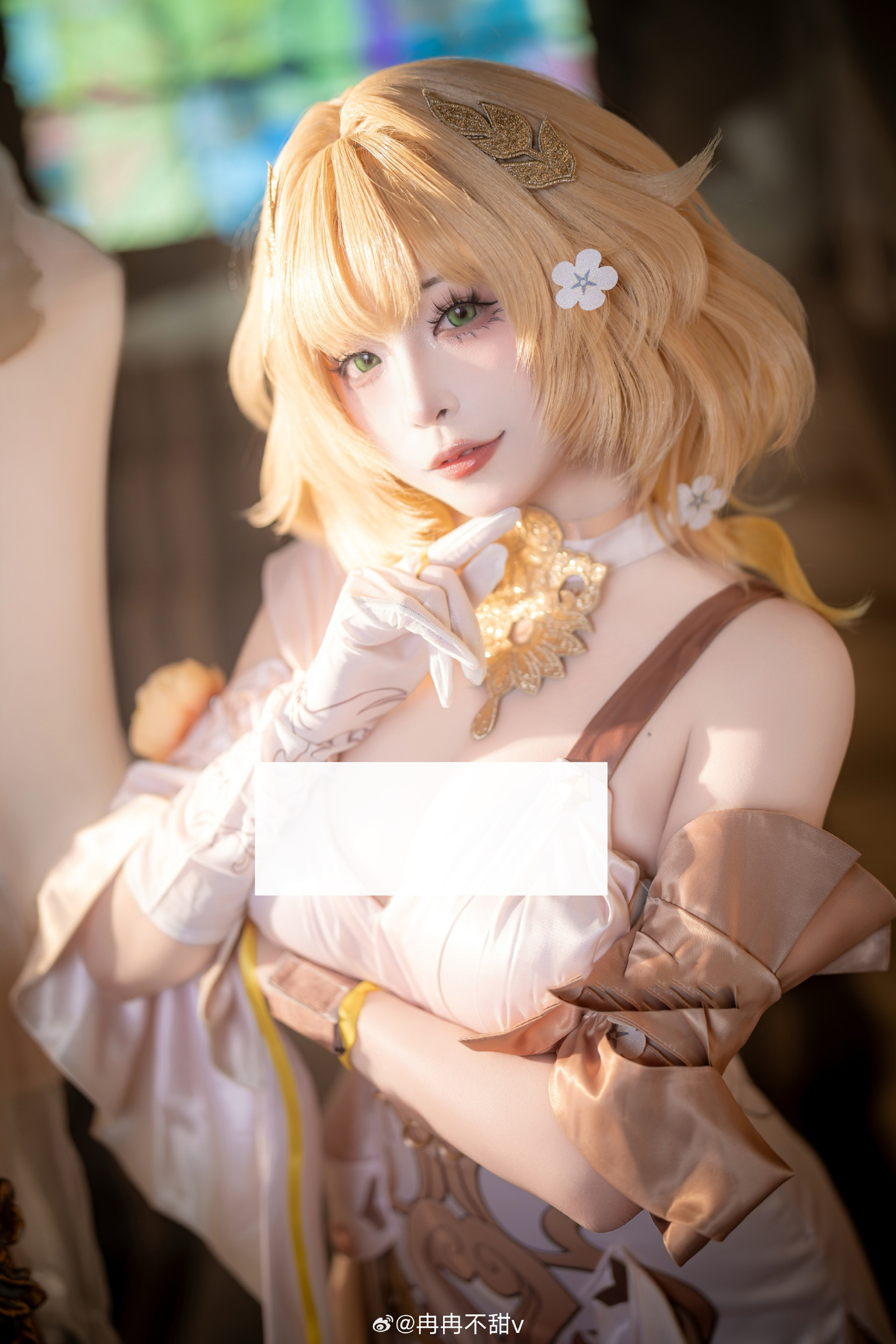 《崩坏:星穹铁道》阿格莱雅cosplay (8/9) 《崩坏:星穹铁道》阿格莱雅cosplay 第8张 - 阿格莱雅图集