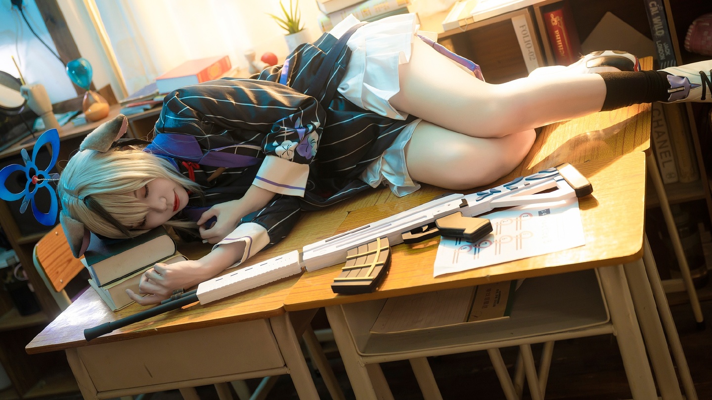 《蔚蓝档案》春原心奈cosplay (8/11) 《蔚蓝档案》春原心奈cosplay 第8张 - 春原心奈图集